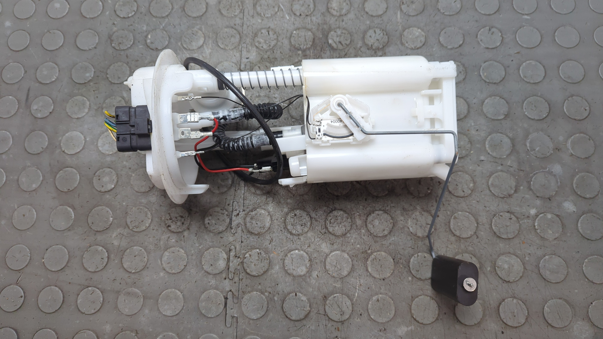 Насос топливный электрический