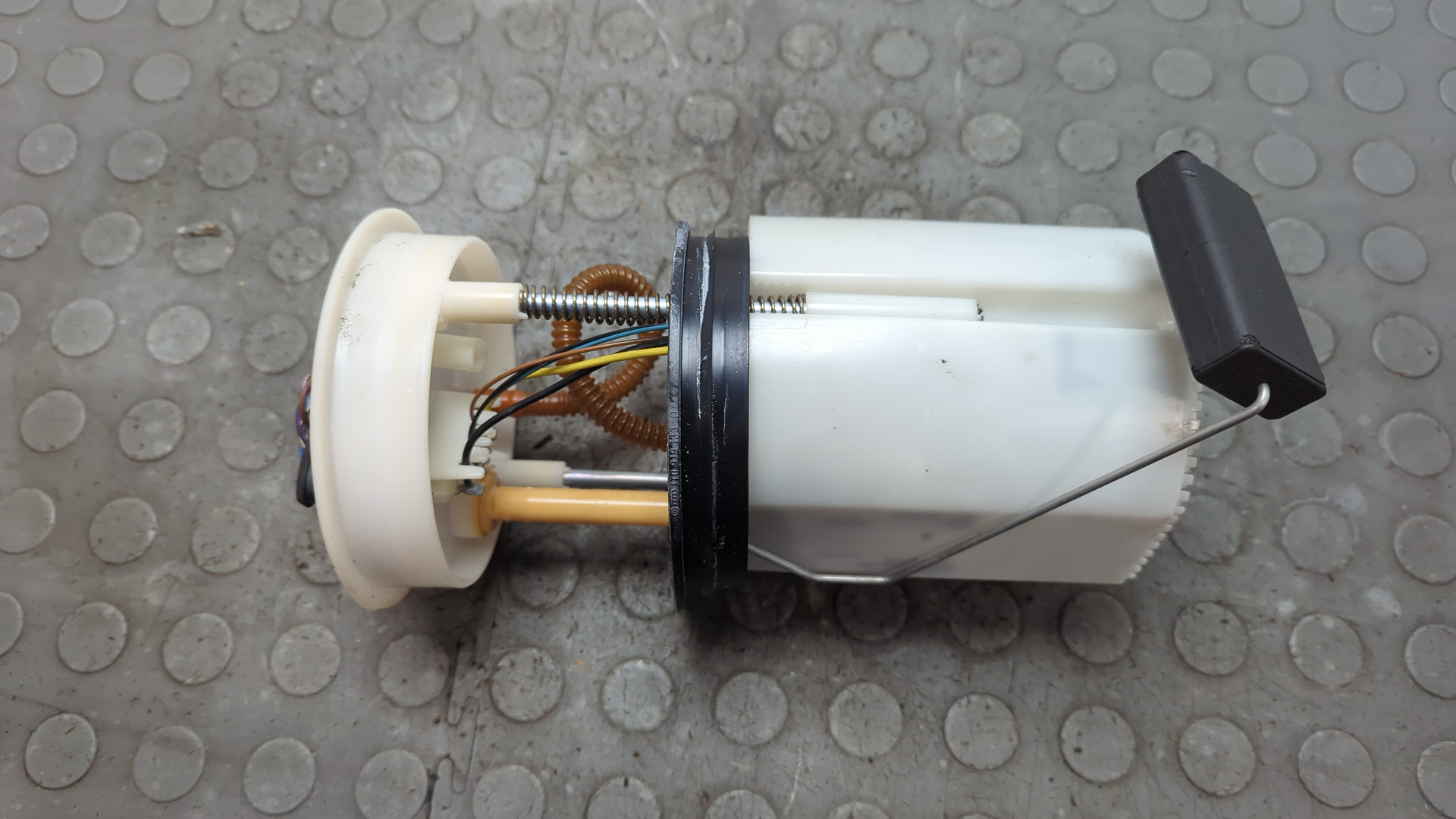 Насос топливный электрический