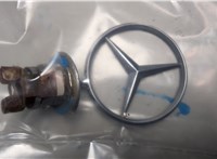 A2108800186 Эмблема Mercedes E W210 1995-2003 20793345 #2