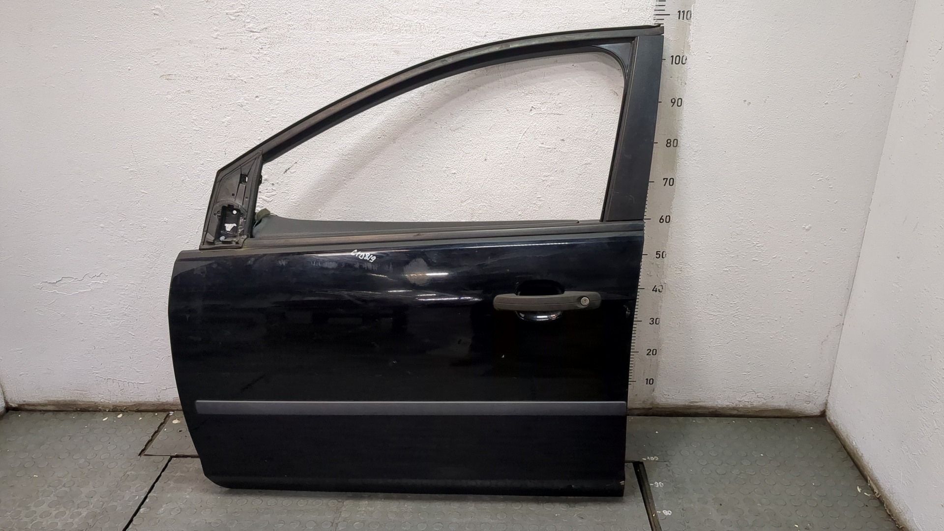 Дверь передняя левая