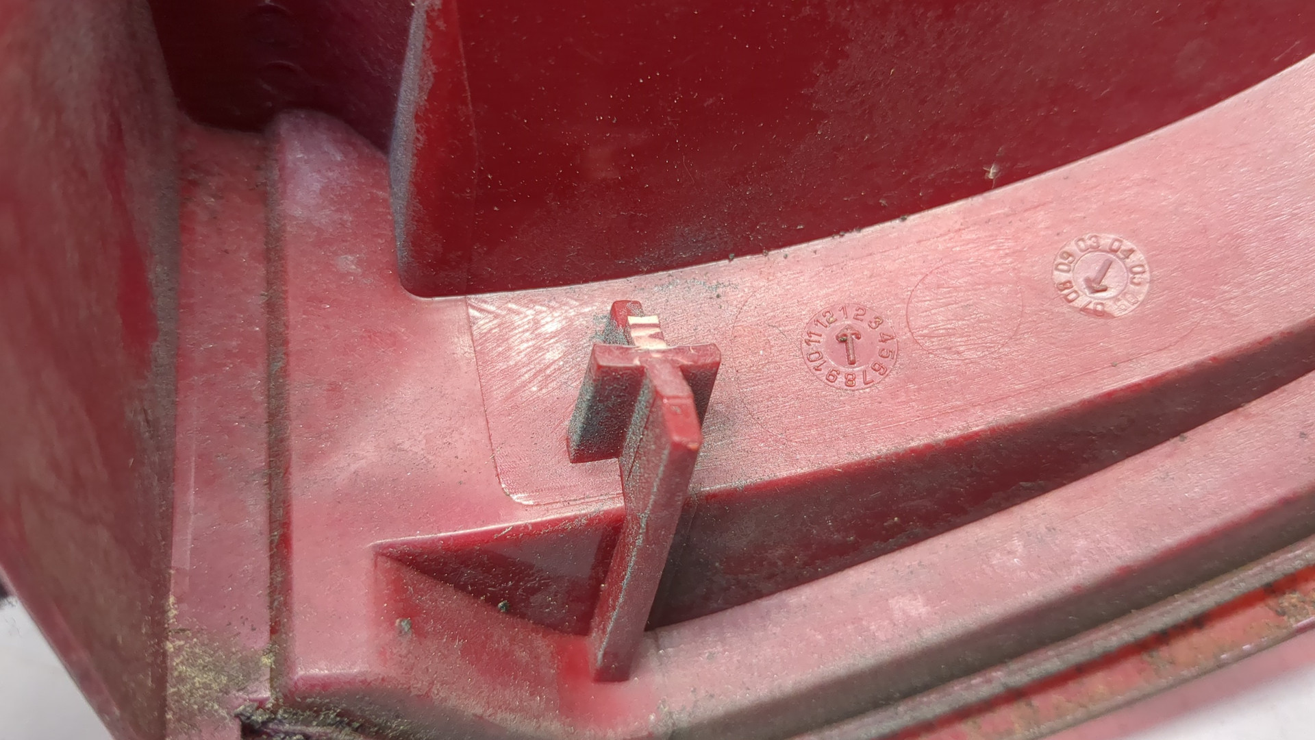 Фонарь задний левый