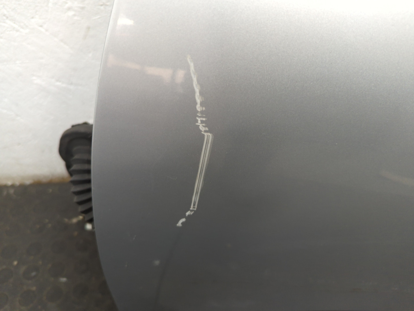 Дверь передняя левая