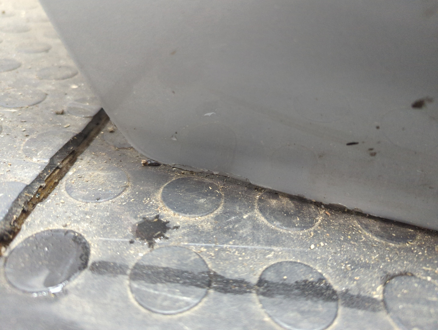 Дверь передняя левая