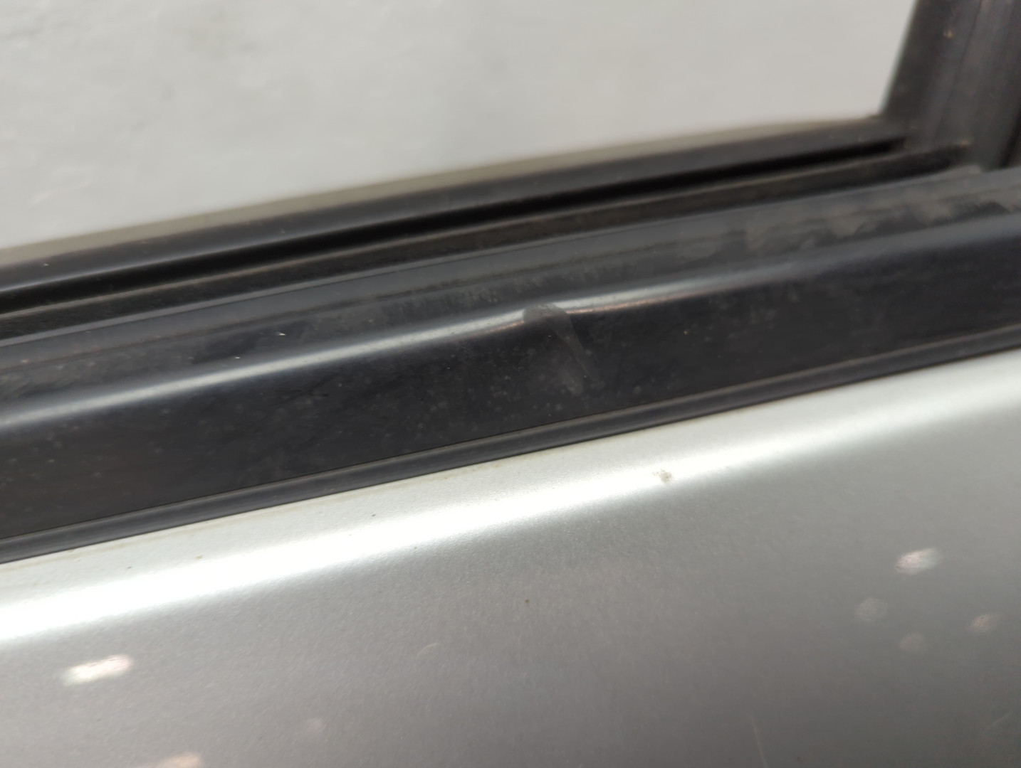 Дверь передняя левая