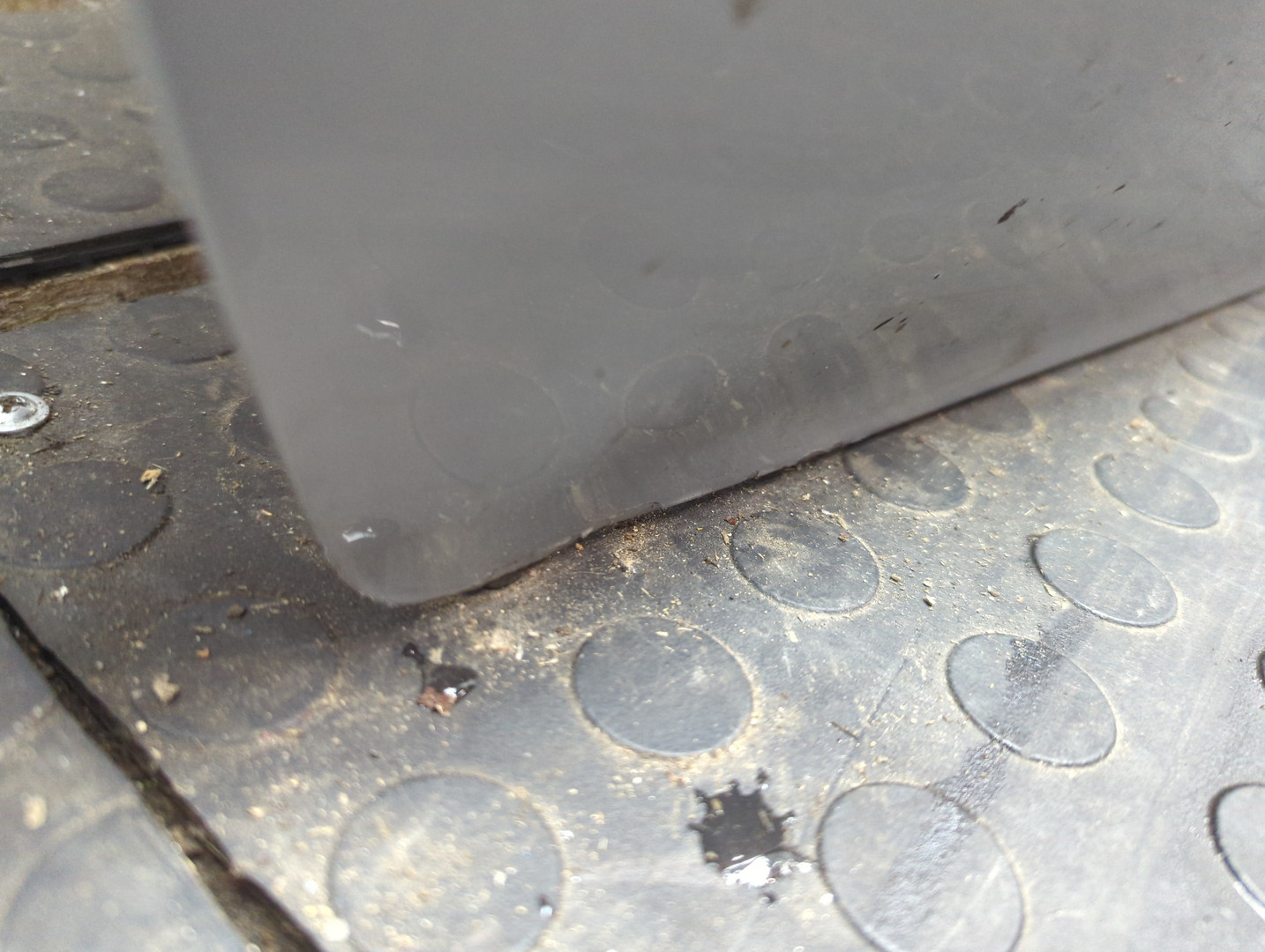 Дверь передняя левая