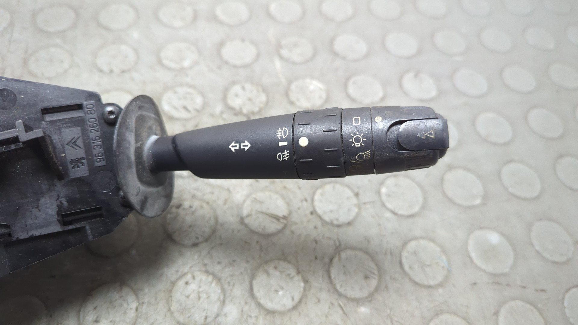 Переключатель подрулевой