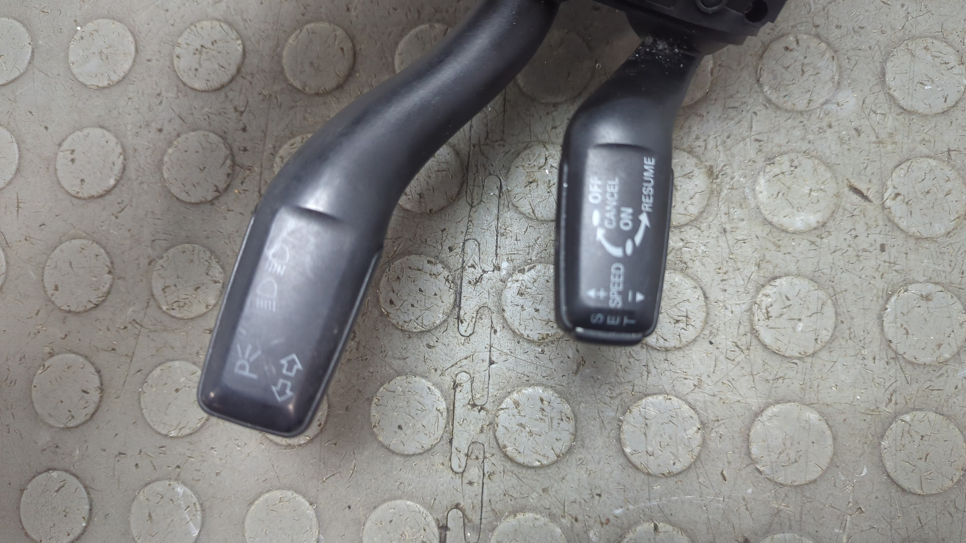 Переключатель подрулевой