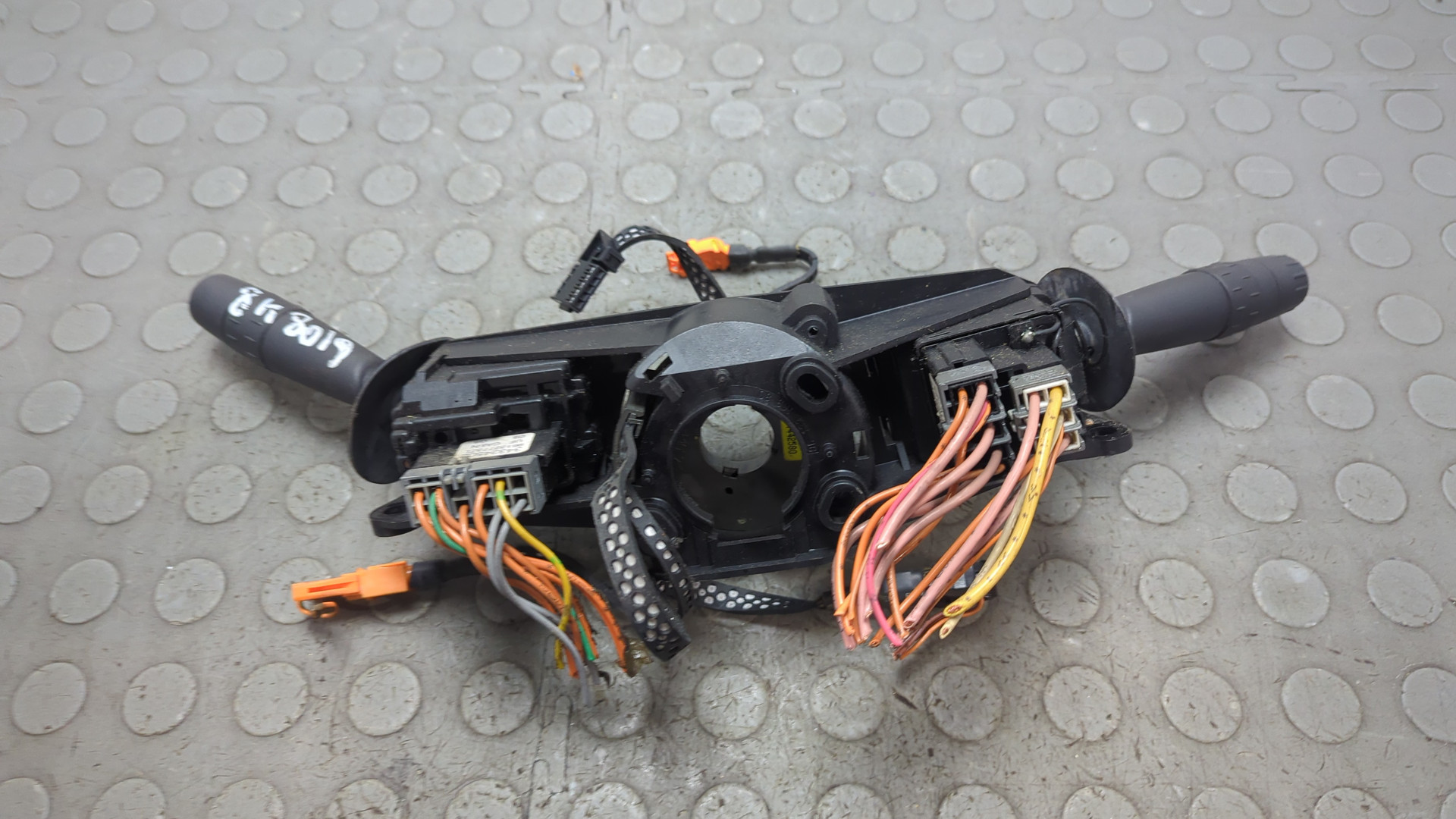 Переключатель подрулевой