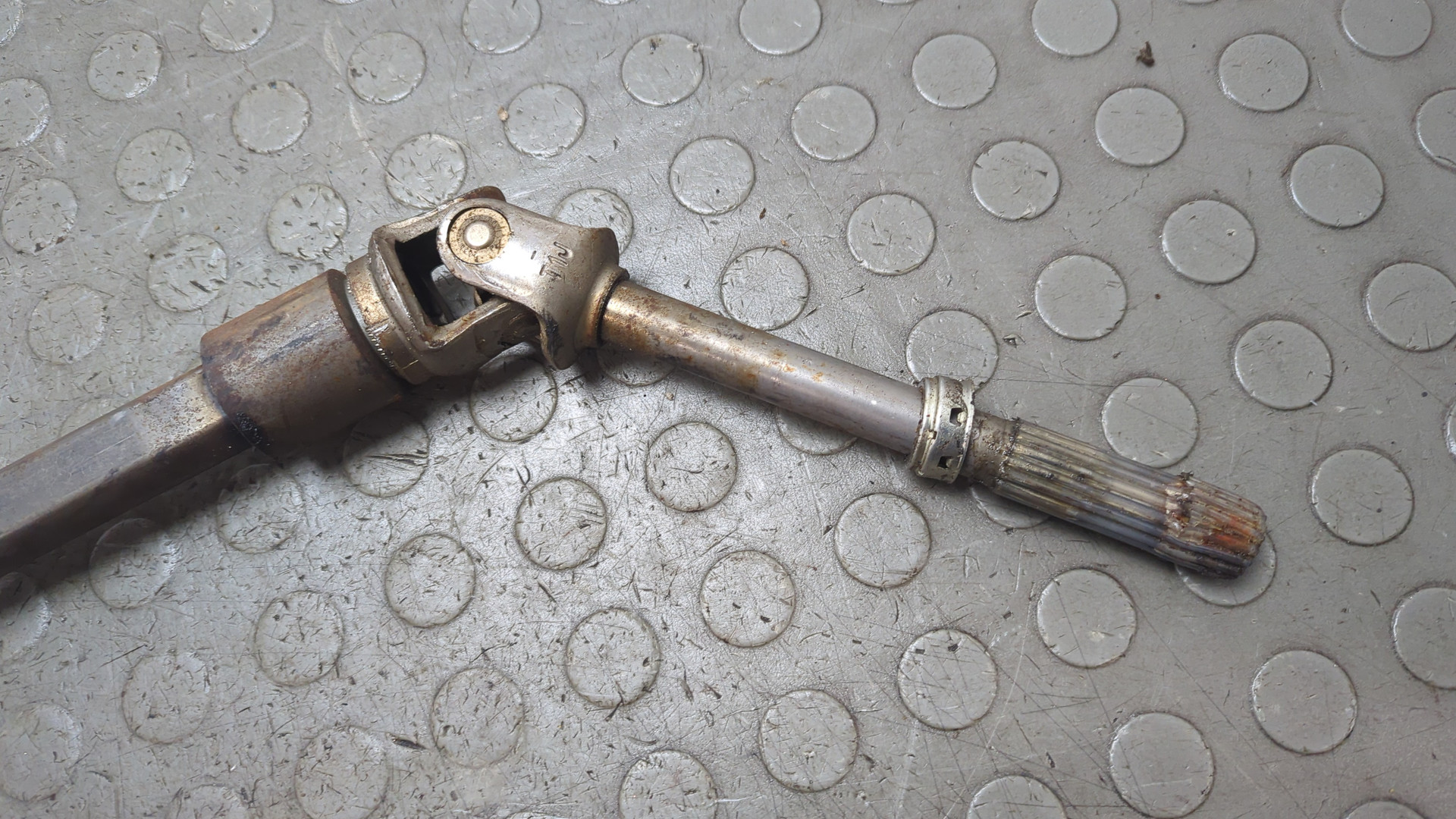 Кардан рулевой