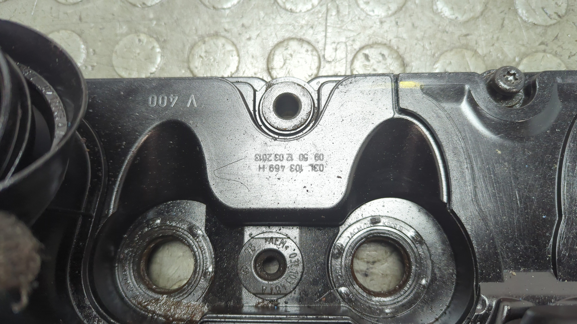 Крышка клапанная ГБЦ