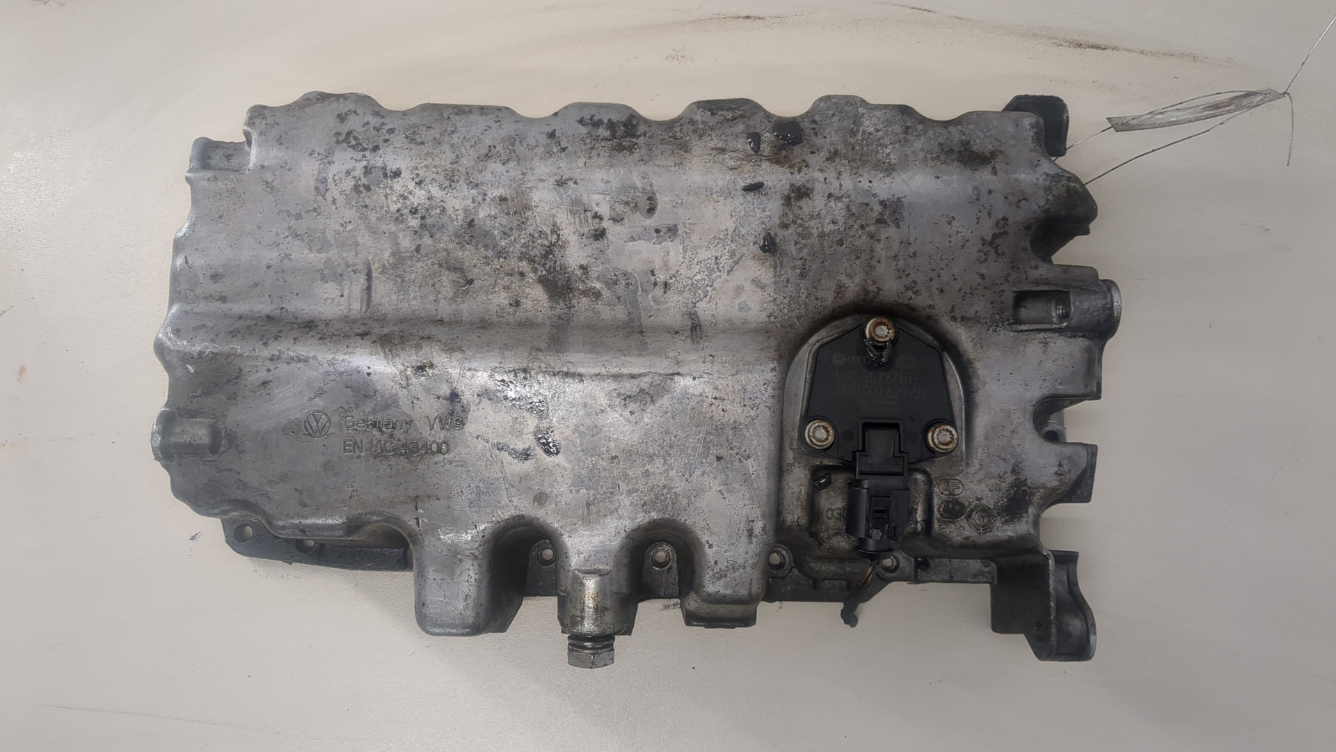 Поддон масляный двигателя (картер)