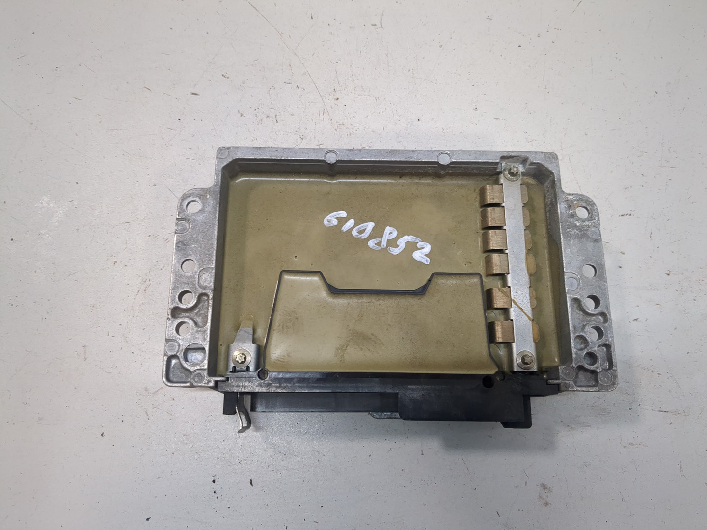 Блок управления двигателем