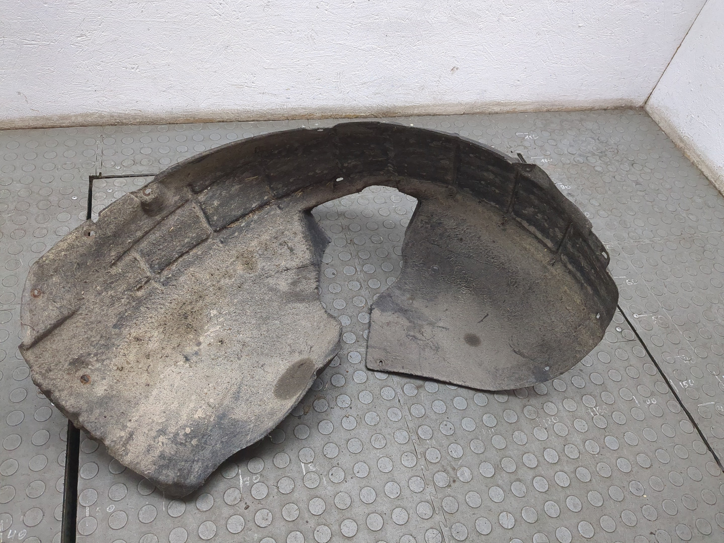 Локер передний правый