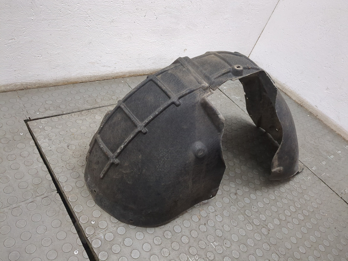 Локер передний правый