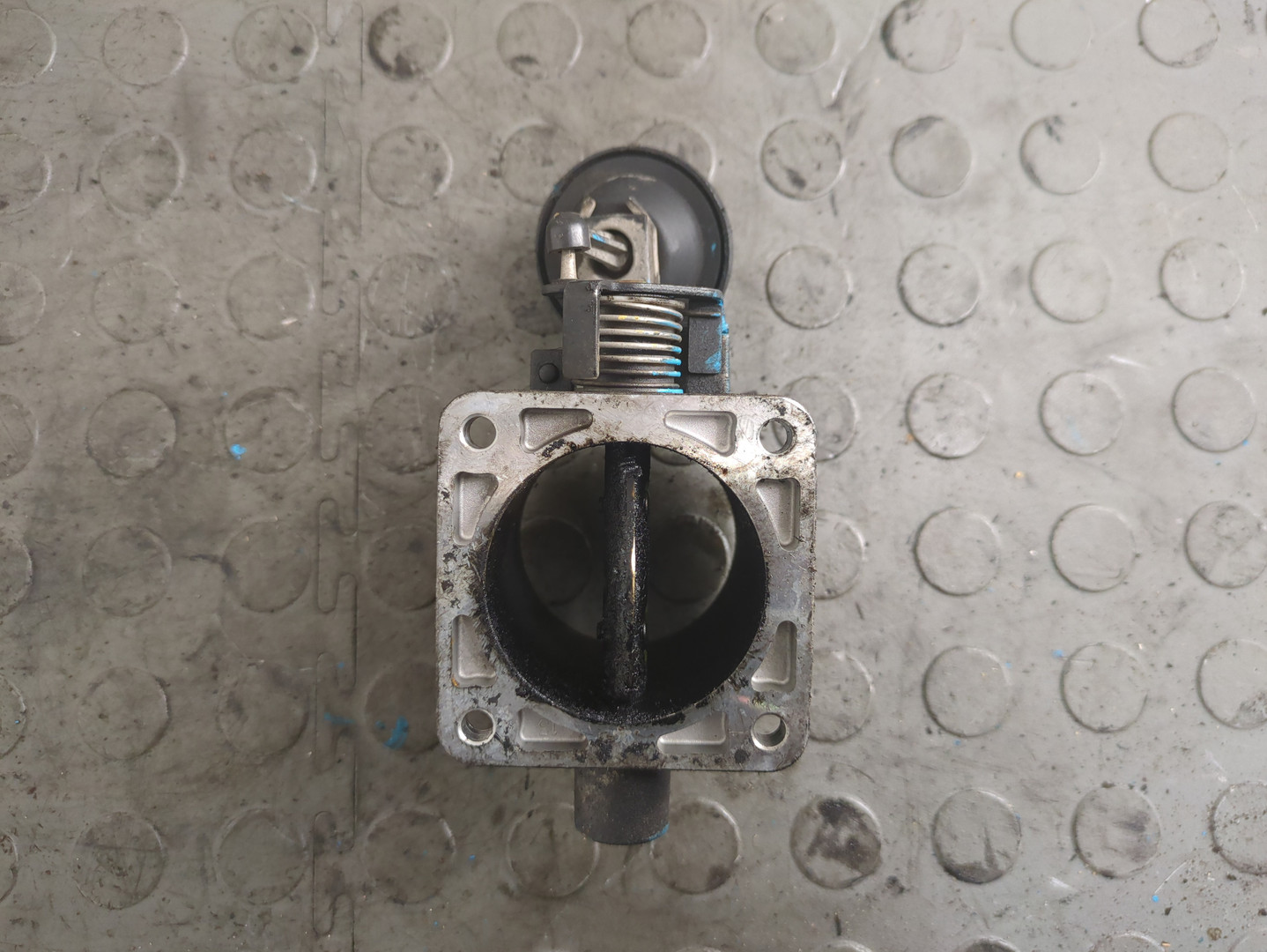 Заслонка дроссельная электрическая