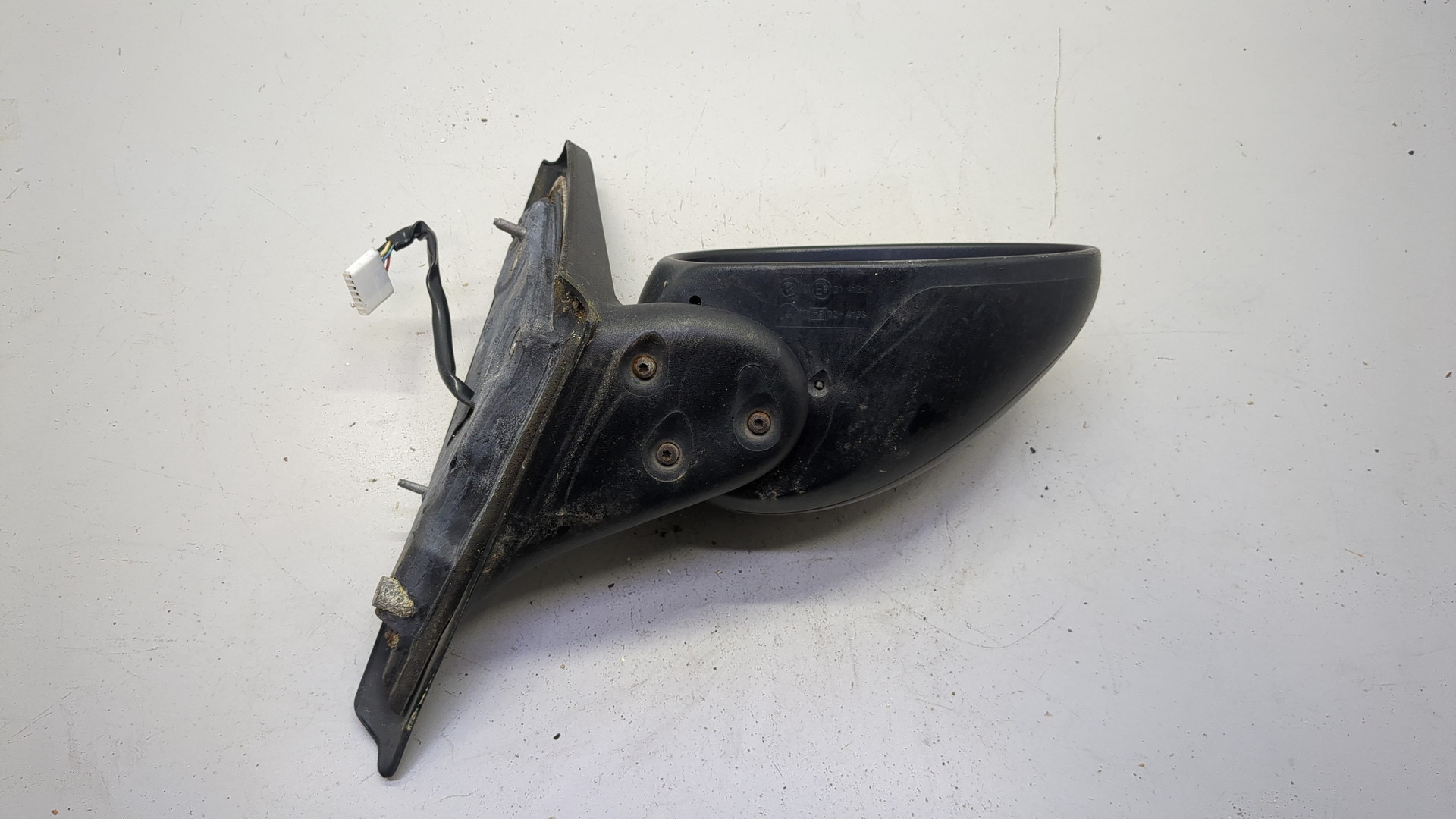 Зеркало правое электрическое