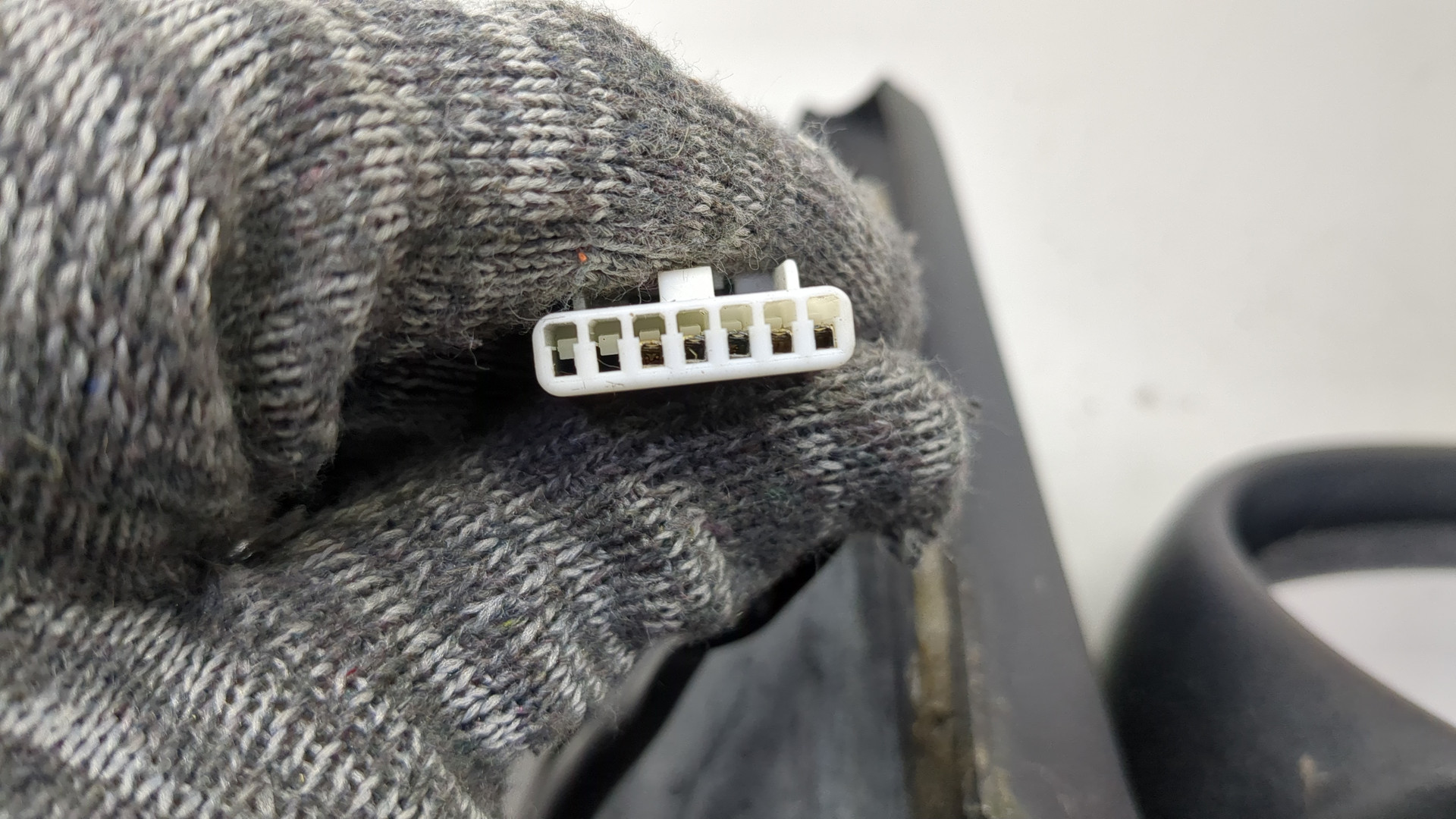 Зеркало правое электрическое