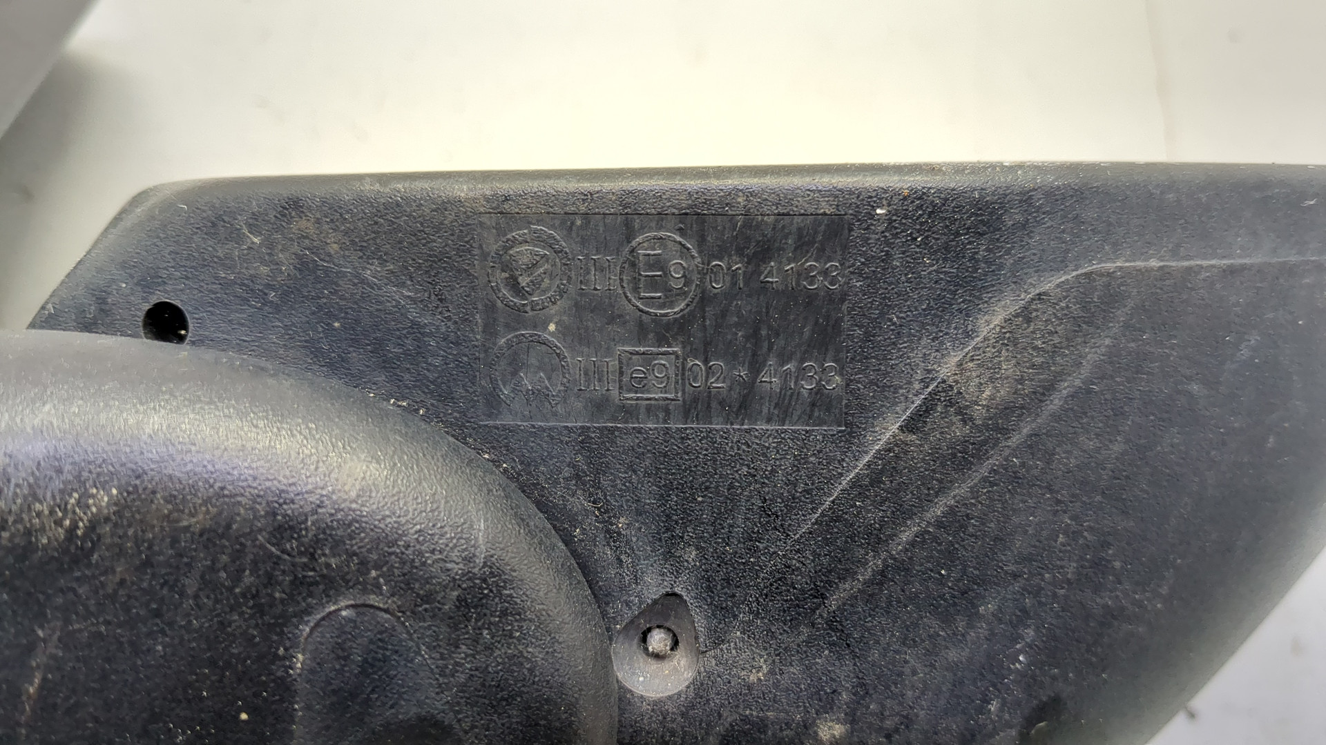 Зеркало правое электрическое