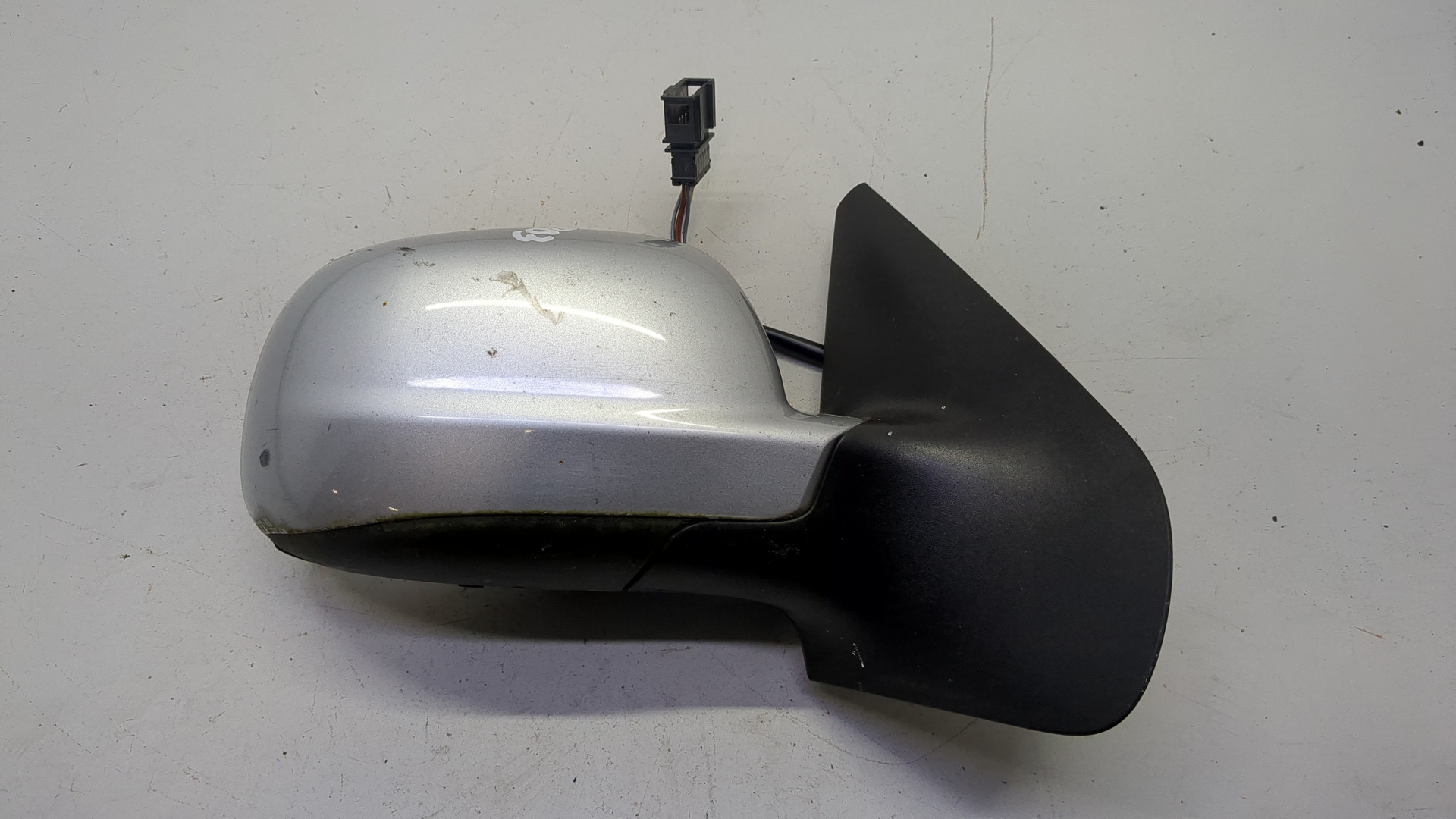 Зеркало правое электрическое