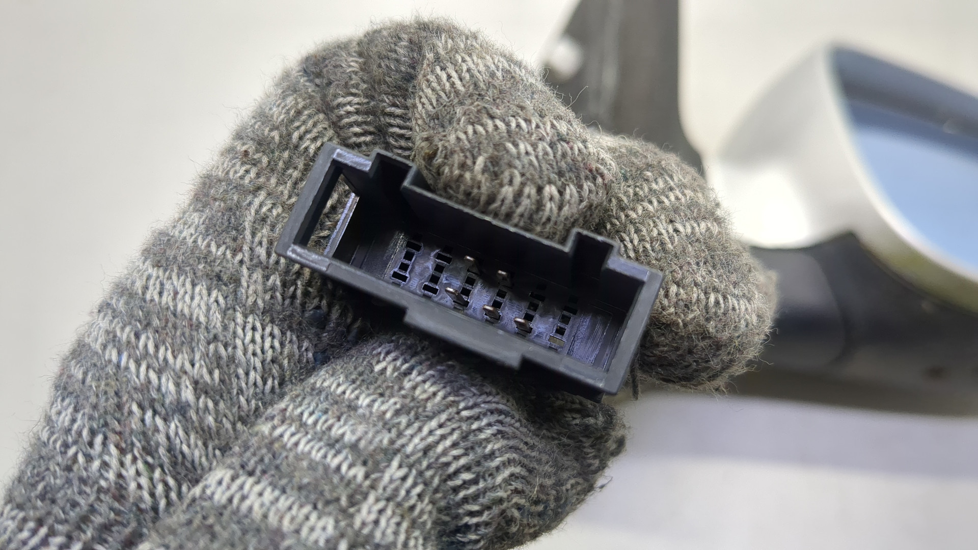 Зеркало правое электрическое