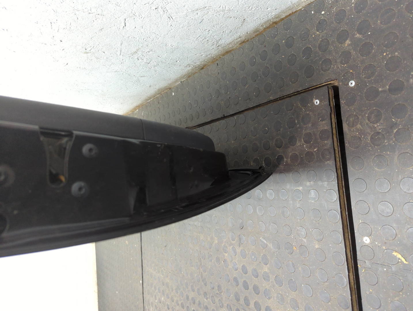 Дверь задняя левая