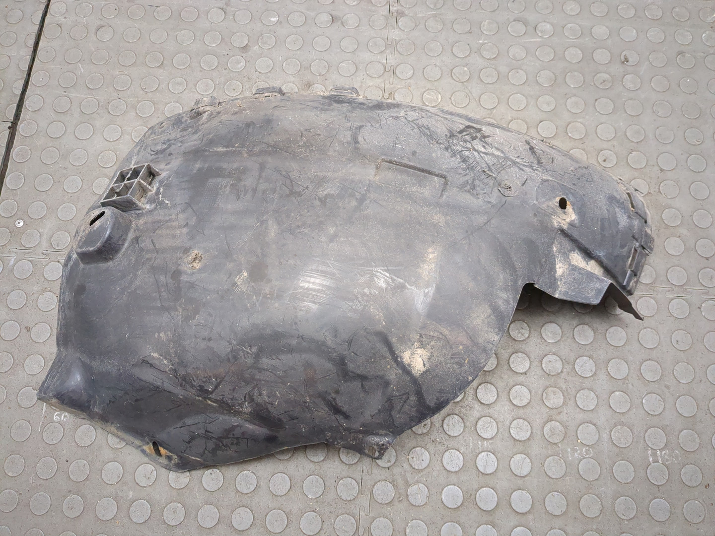 Локер передний левый