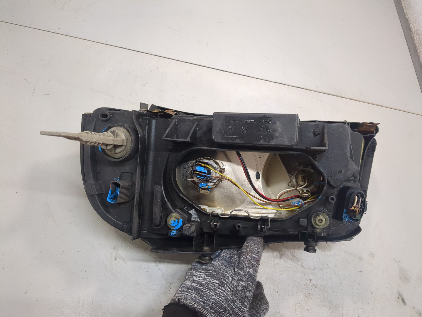 Фара правая