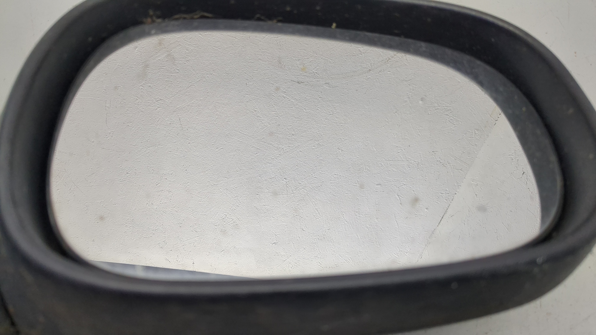 Зеркало правое электрическое