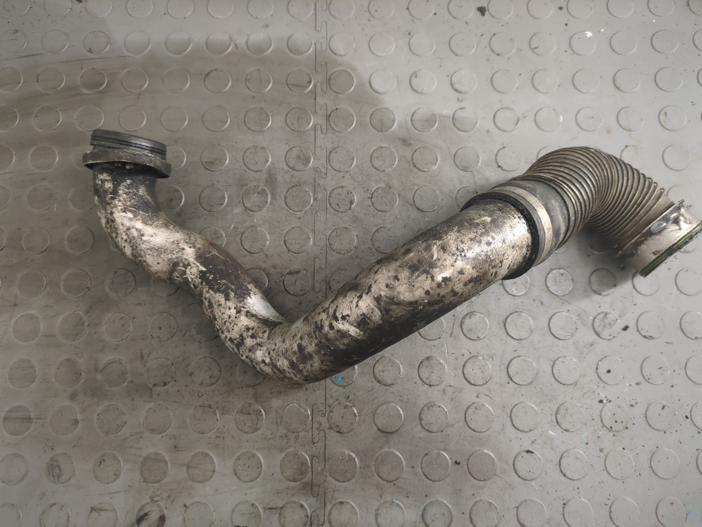 Патрубок интеркулера