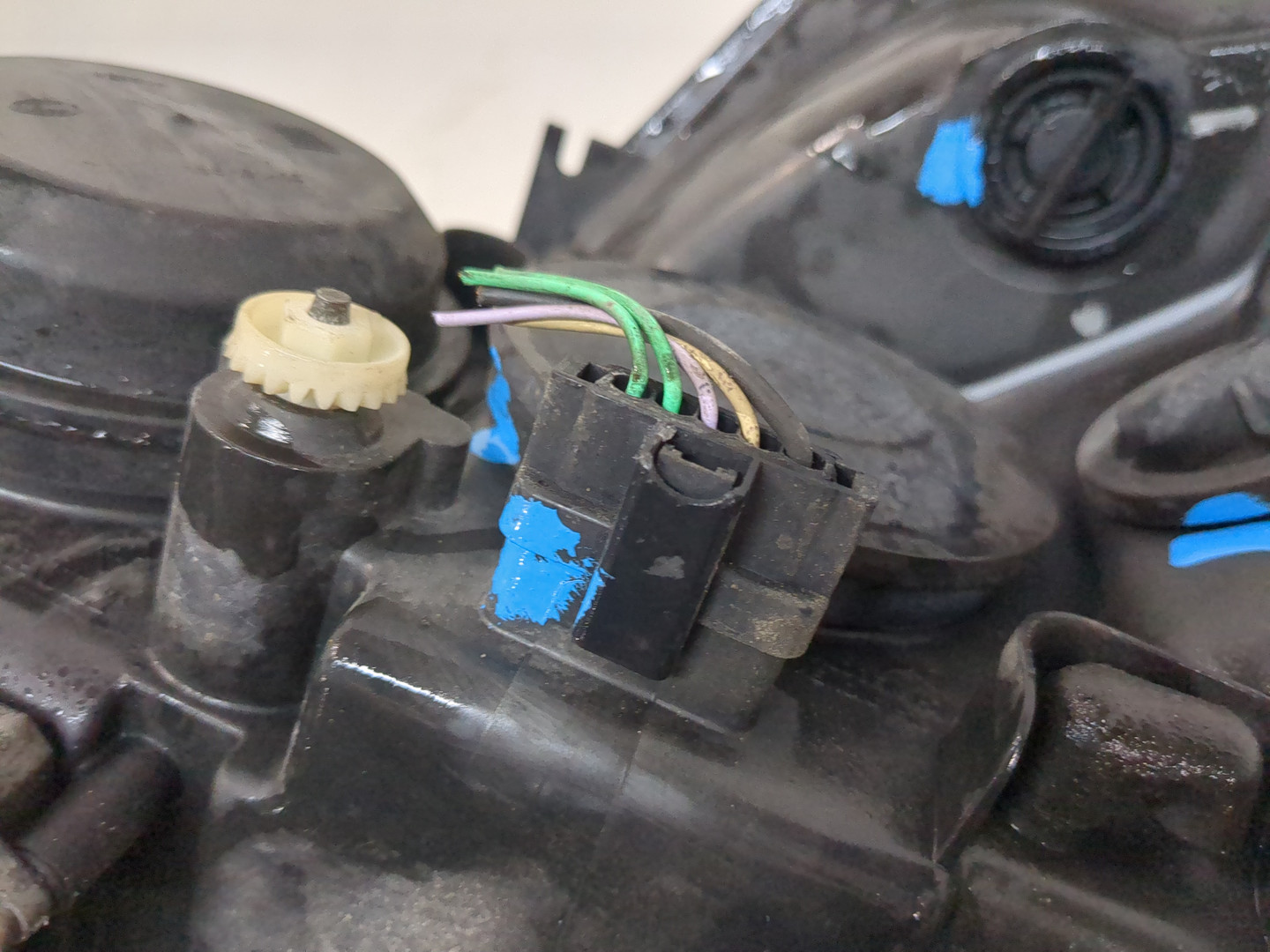 Фара правая