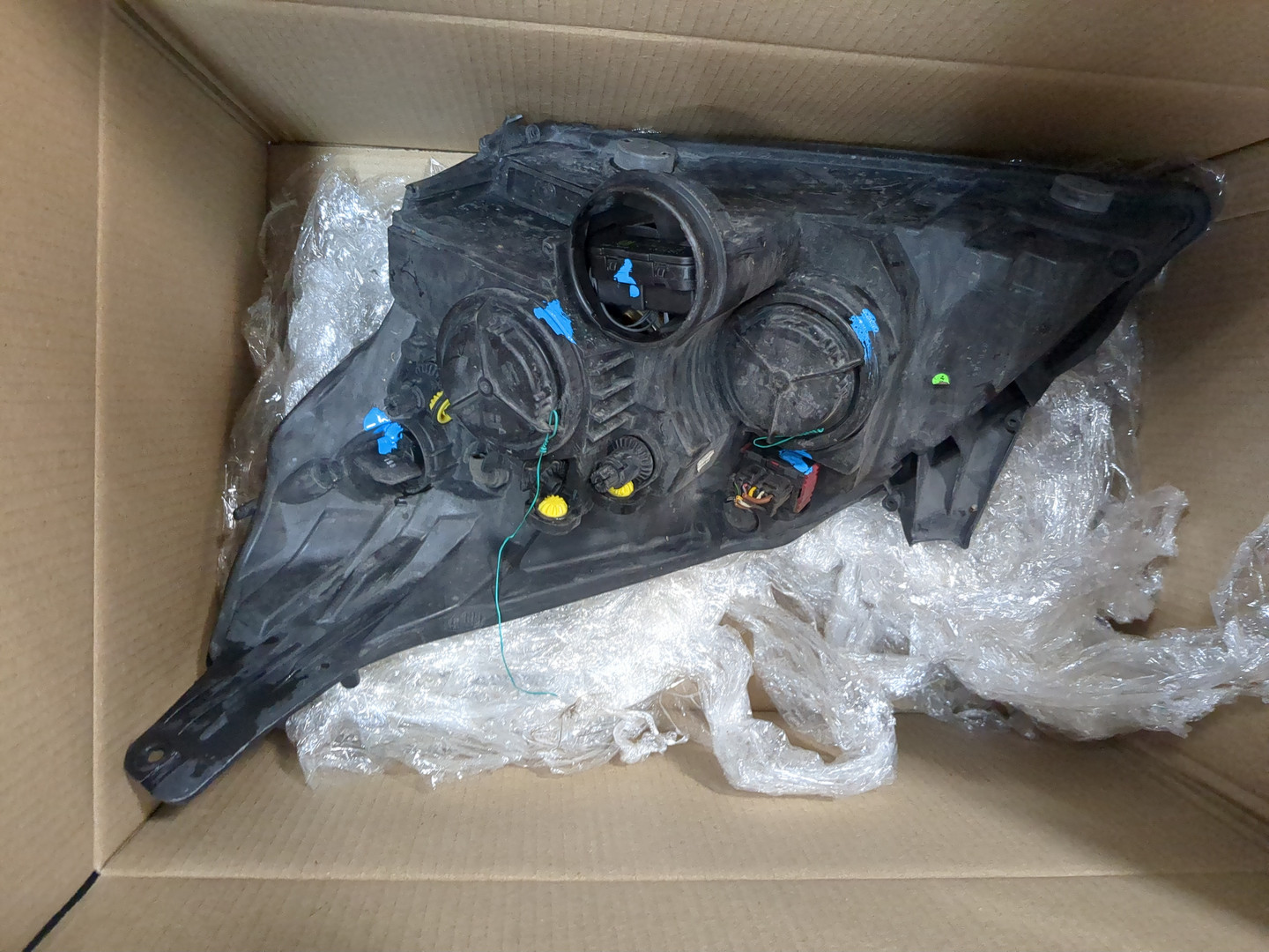 Фара правая