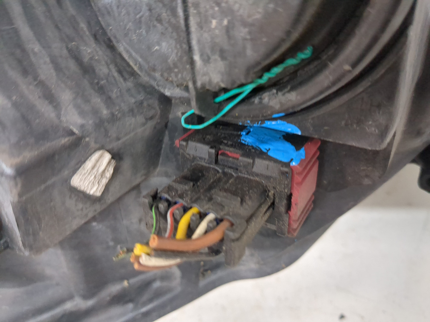 Фара правая