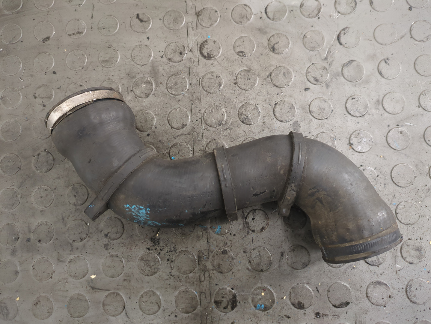 Патрубок интеркулера