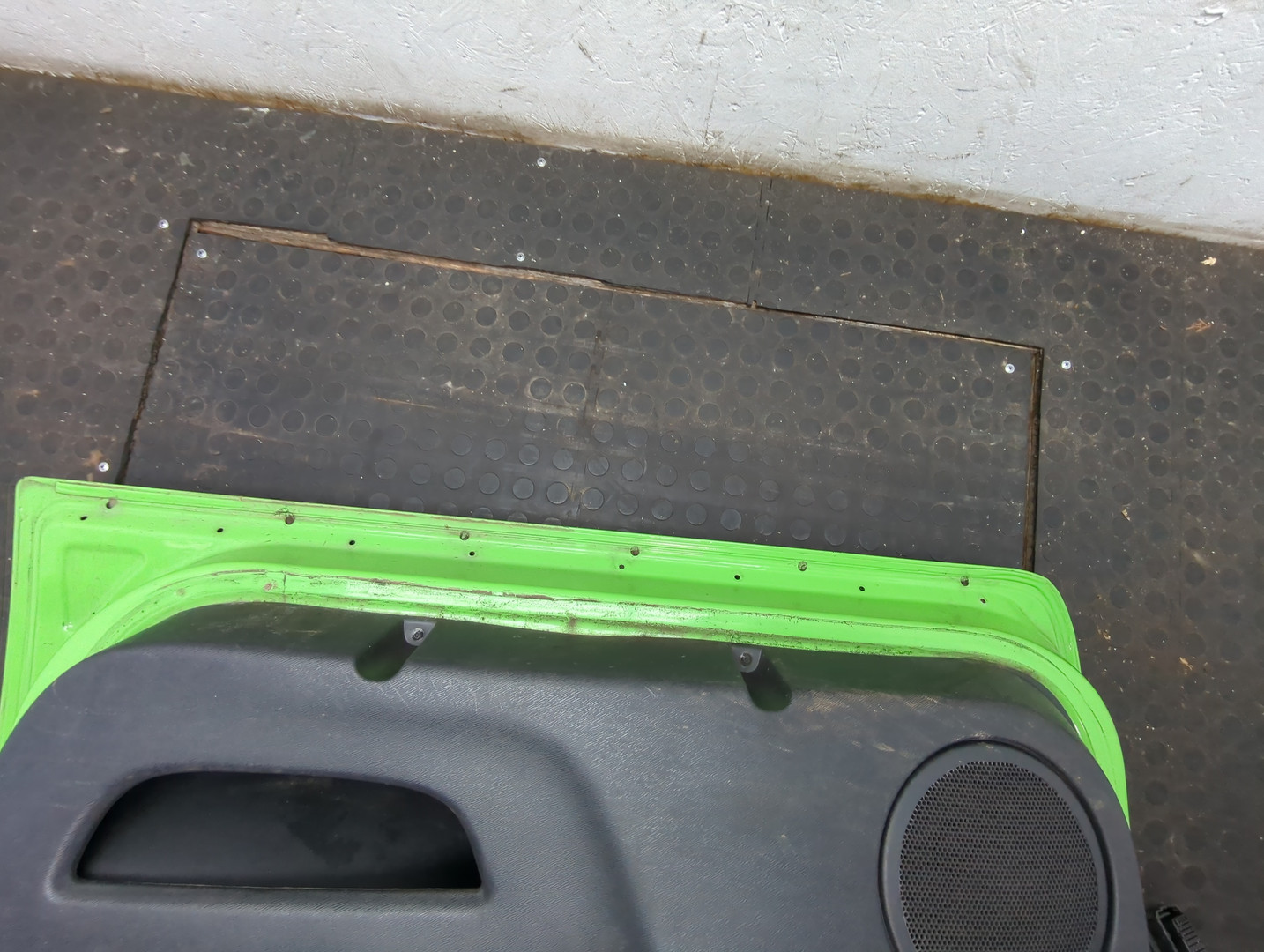 Дверь передняя правая