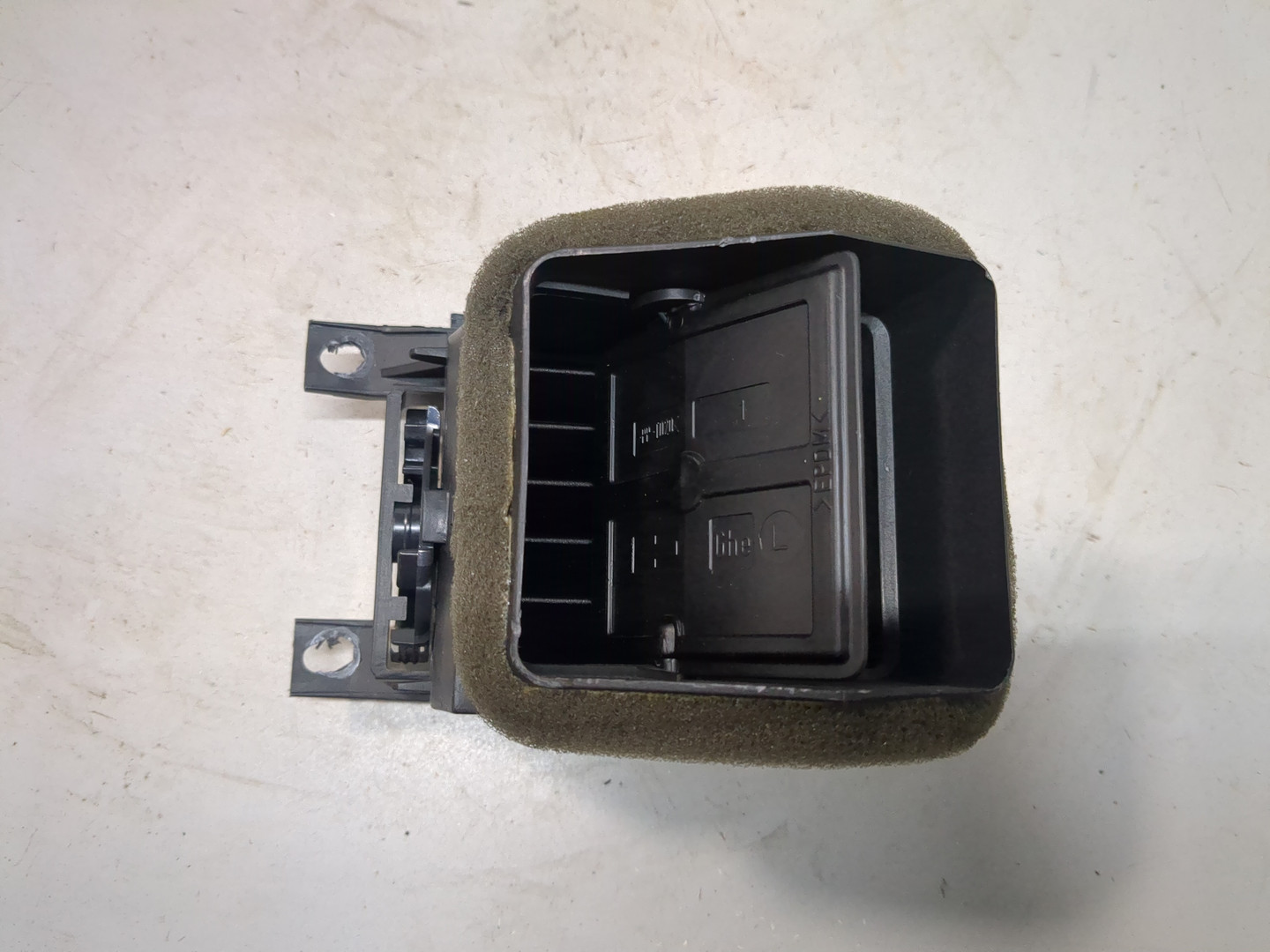 Дефлектор воздушный