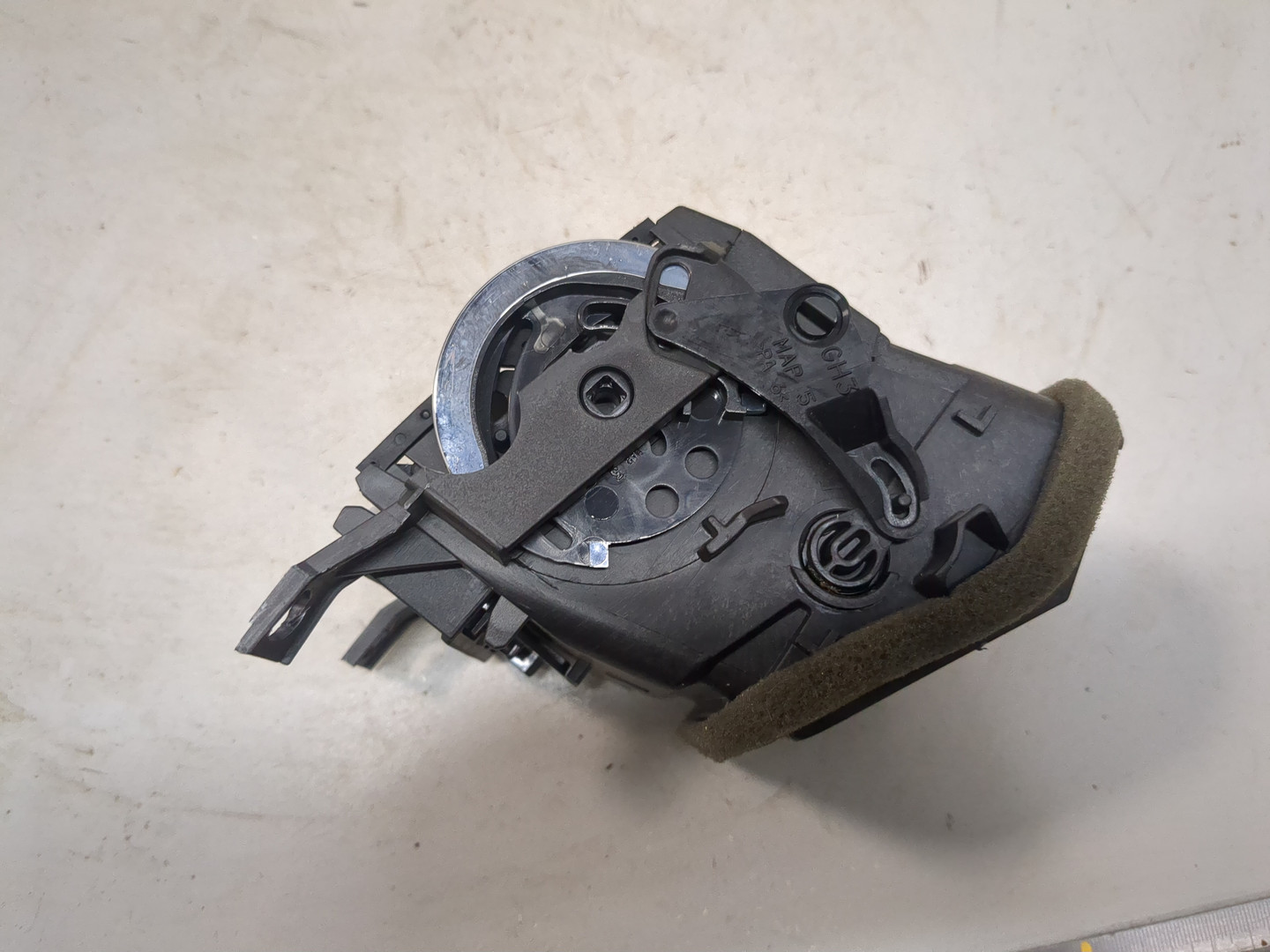 Дефлектор воздушный