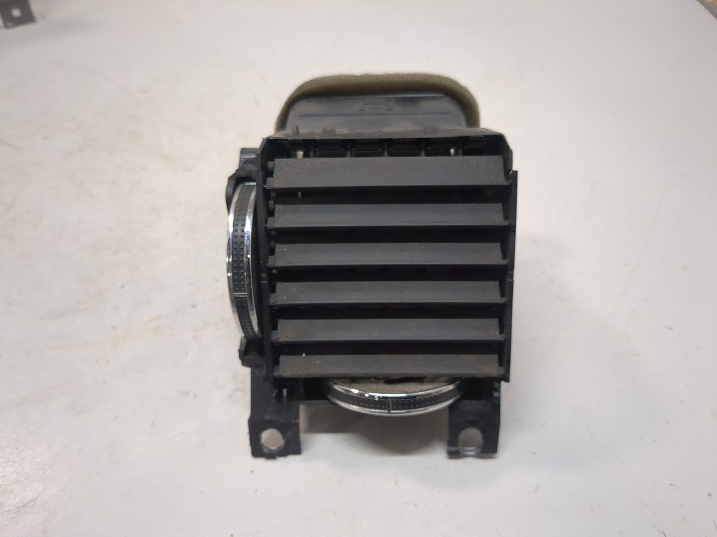 Дефлектор воздушный