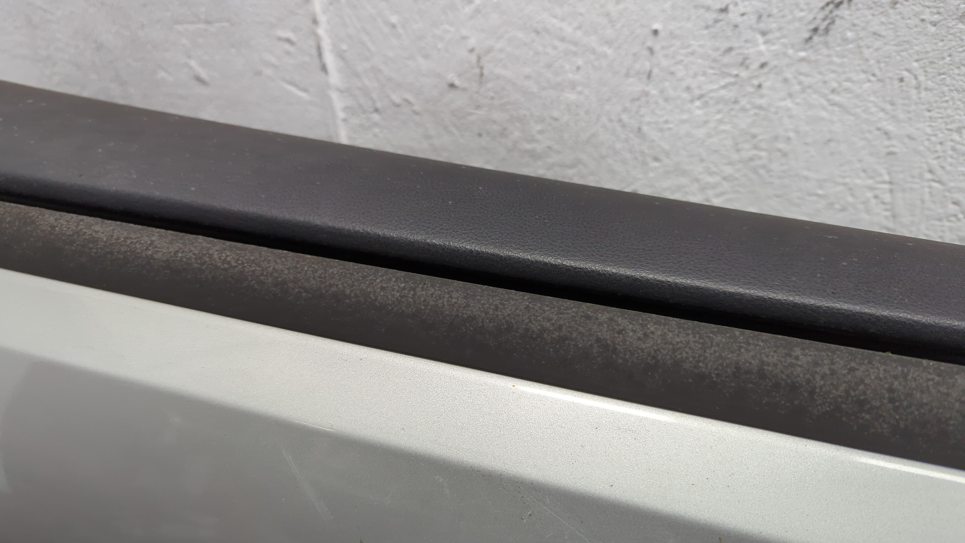 Дверь передняя левая