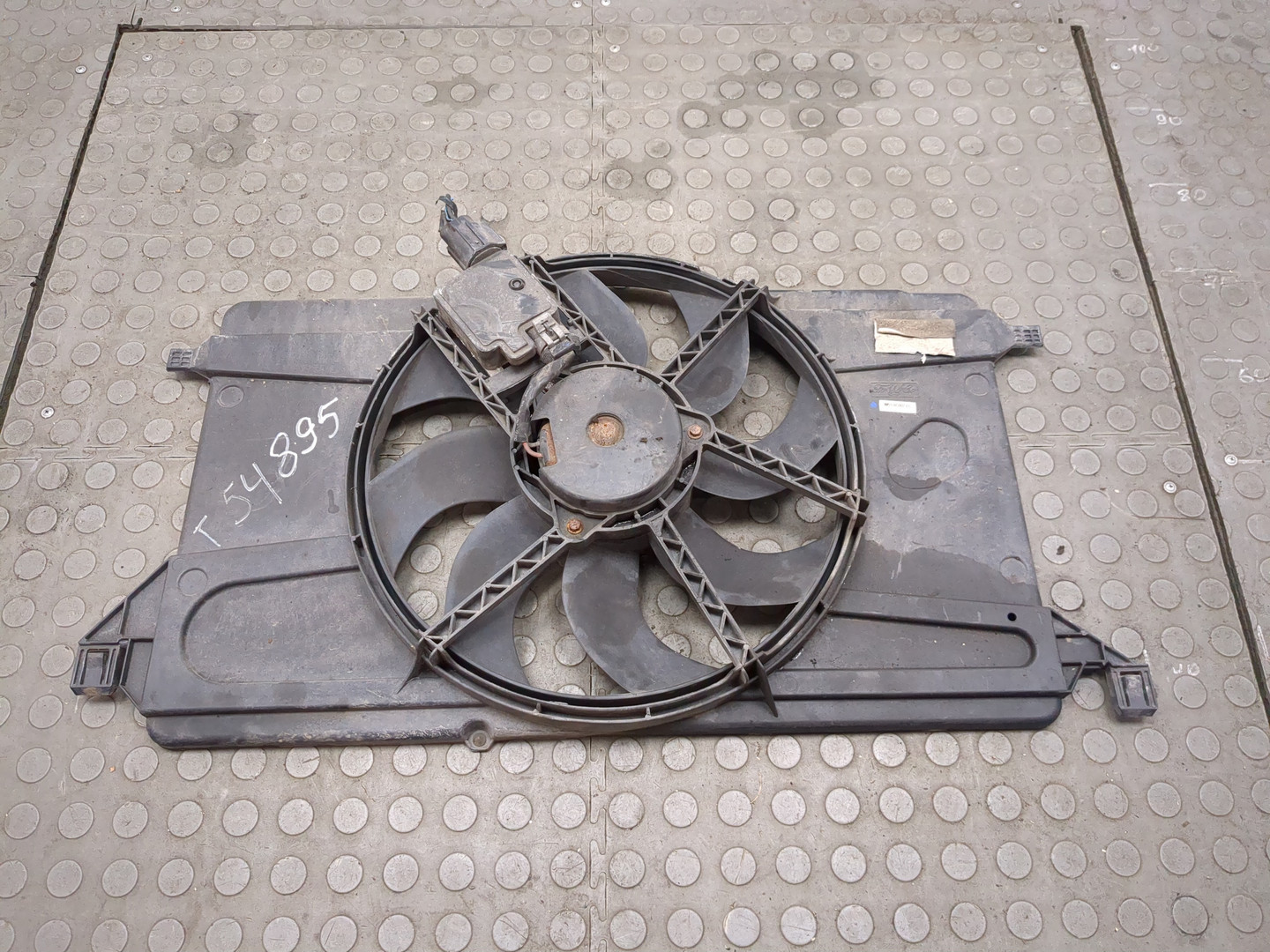 Вентилятор радиатора