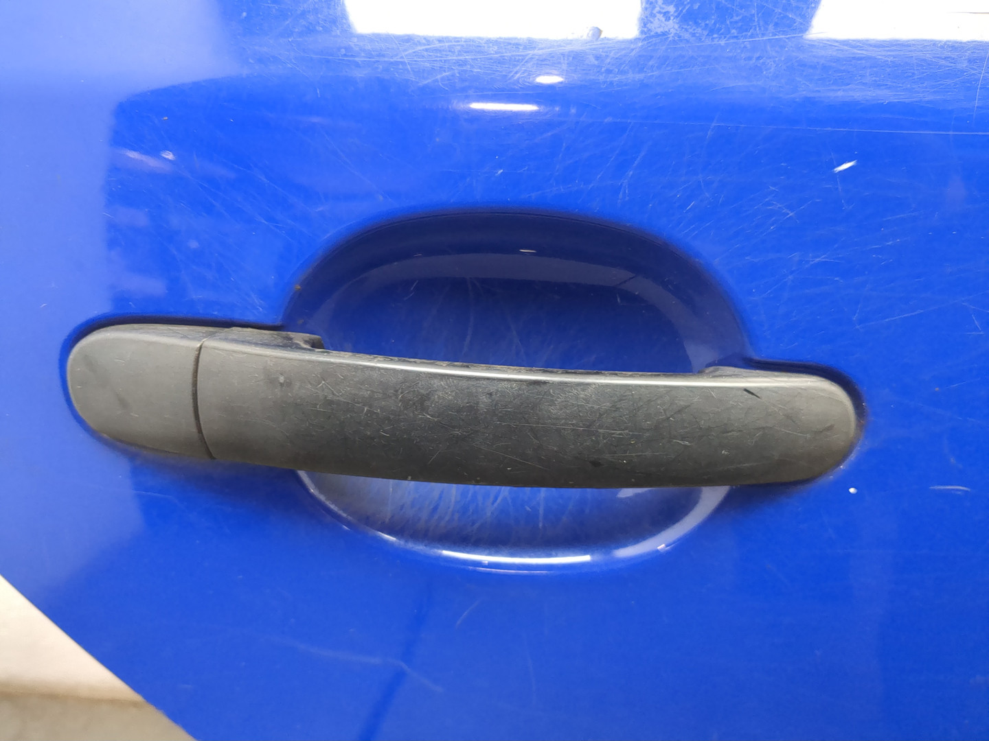 Дверь задняя правая