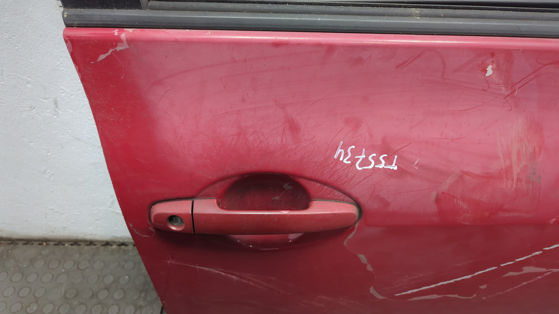 Дверь передняя правая