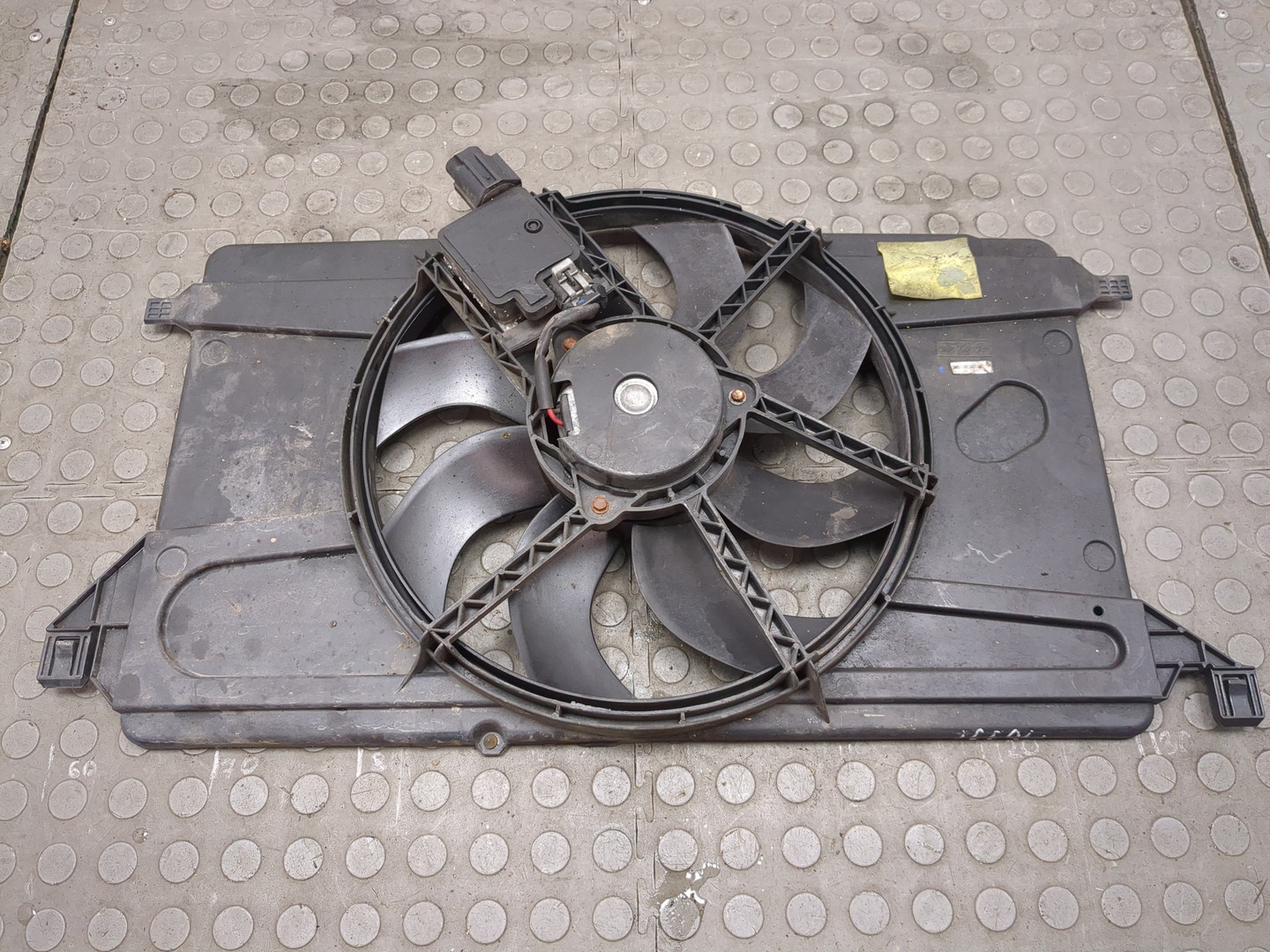 Вентилятор радиатора