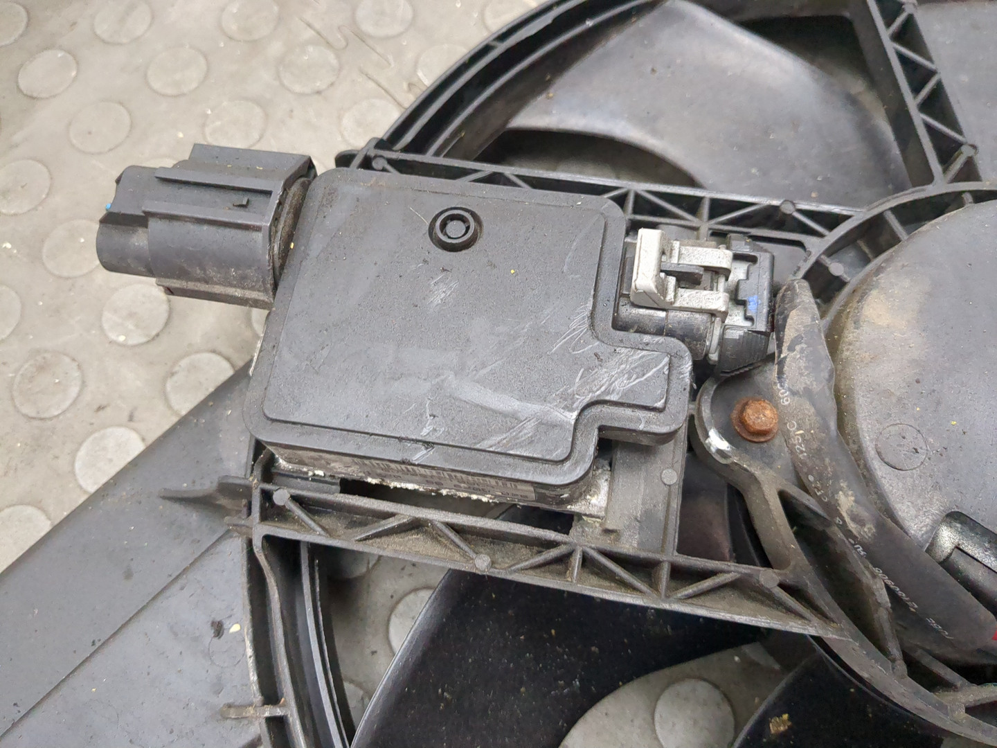 Вентилятор радиатора