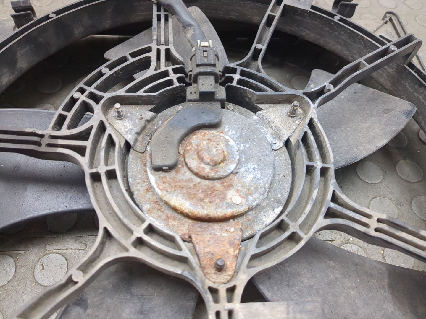 Вентилятор радиатора