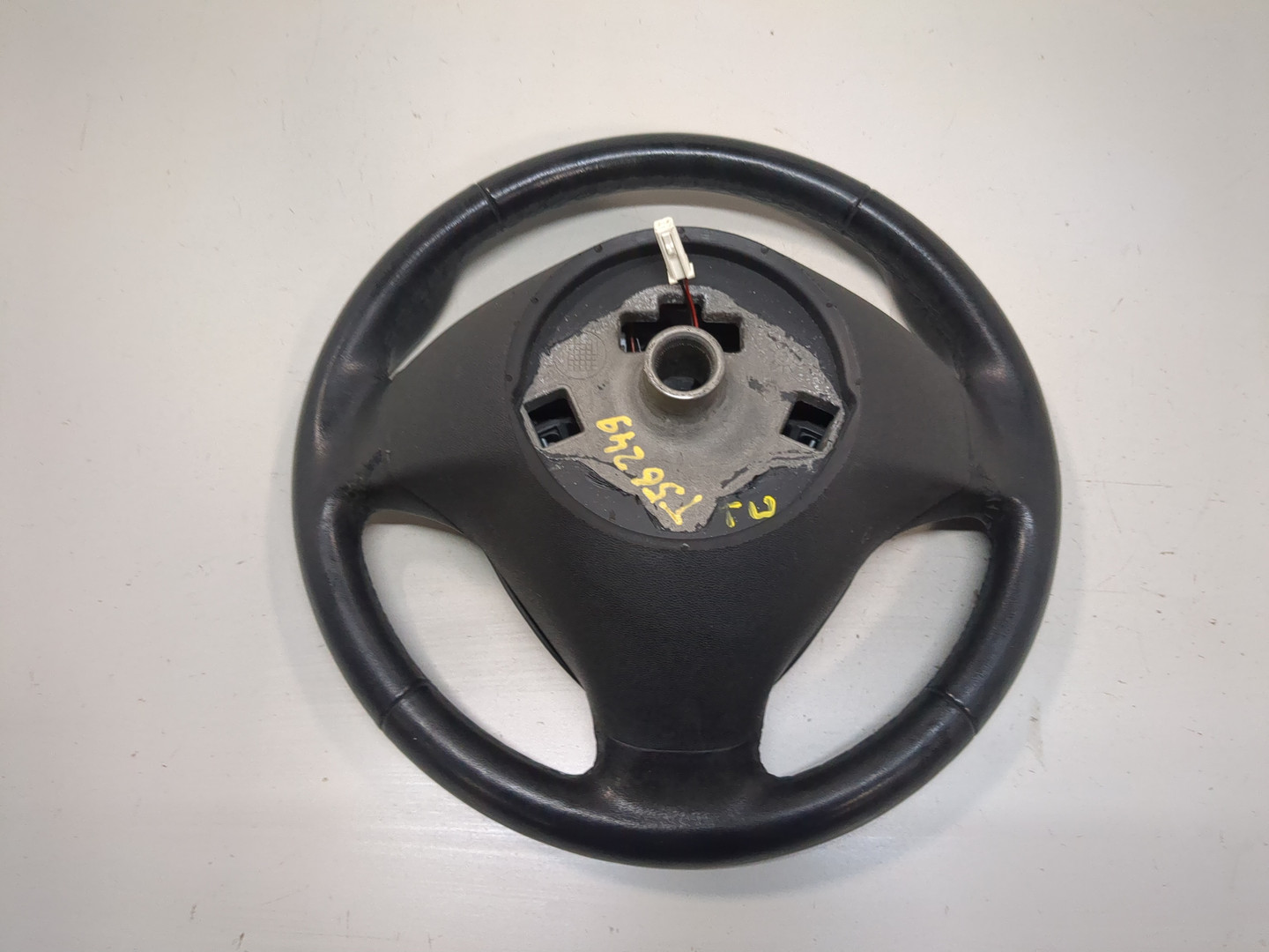 Рулевое колесо (руль)