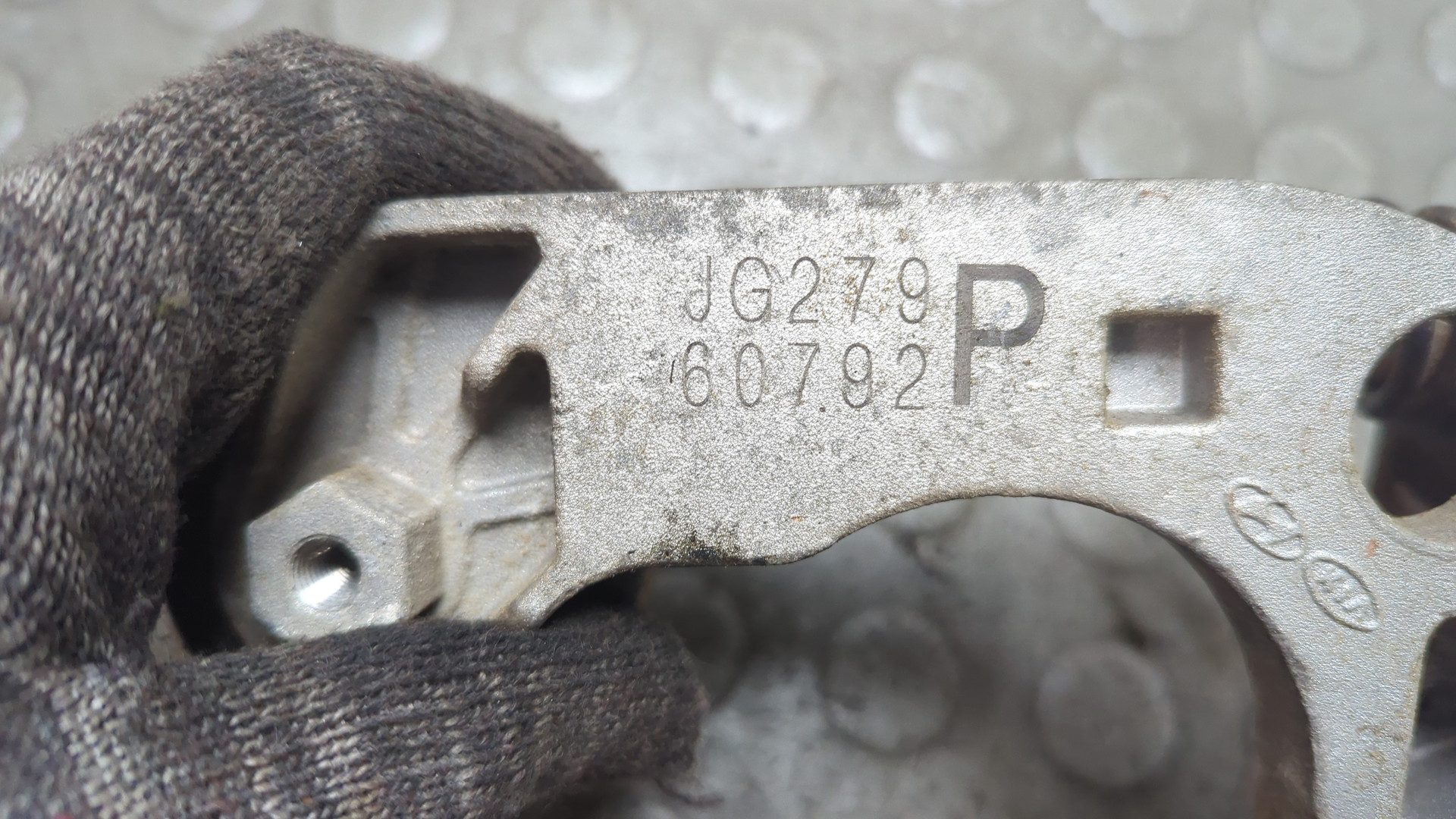 Натяжитель ремня