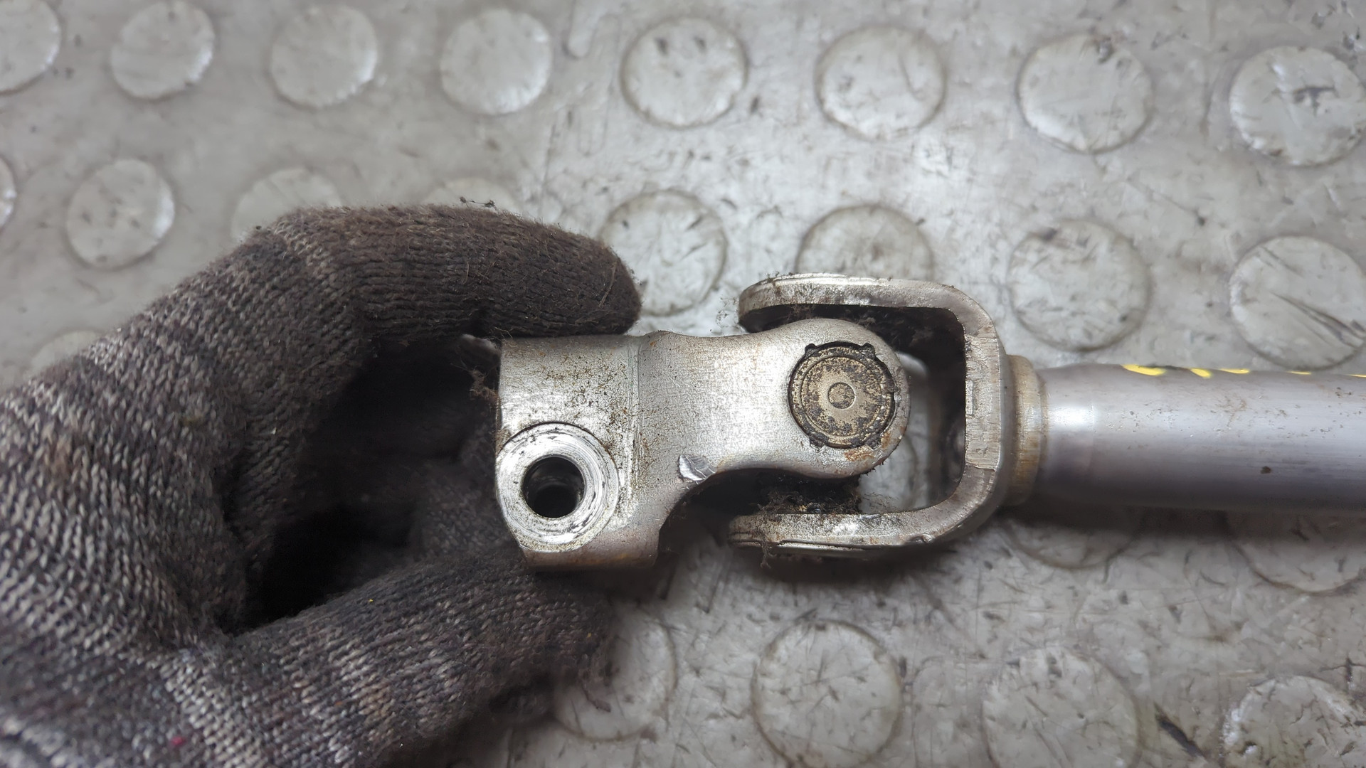 Кардан рулевой