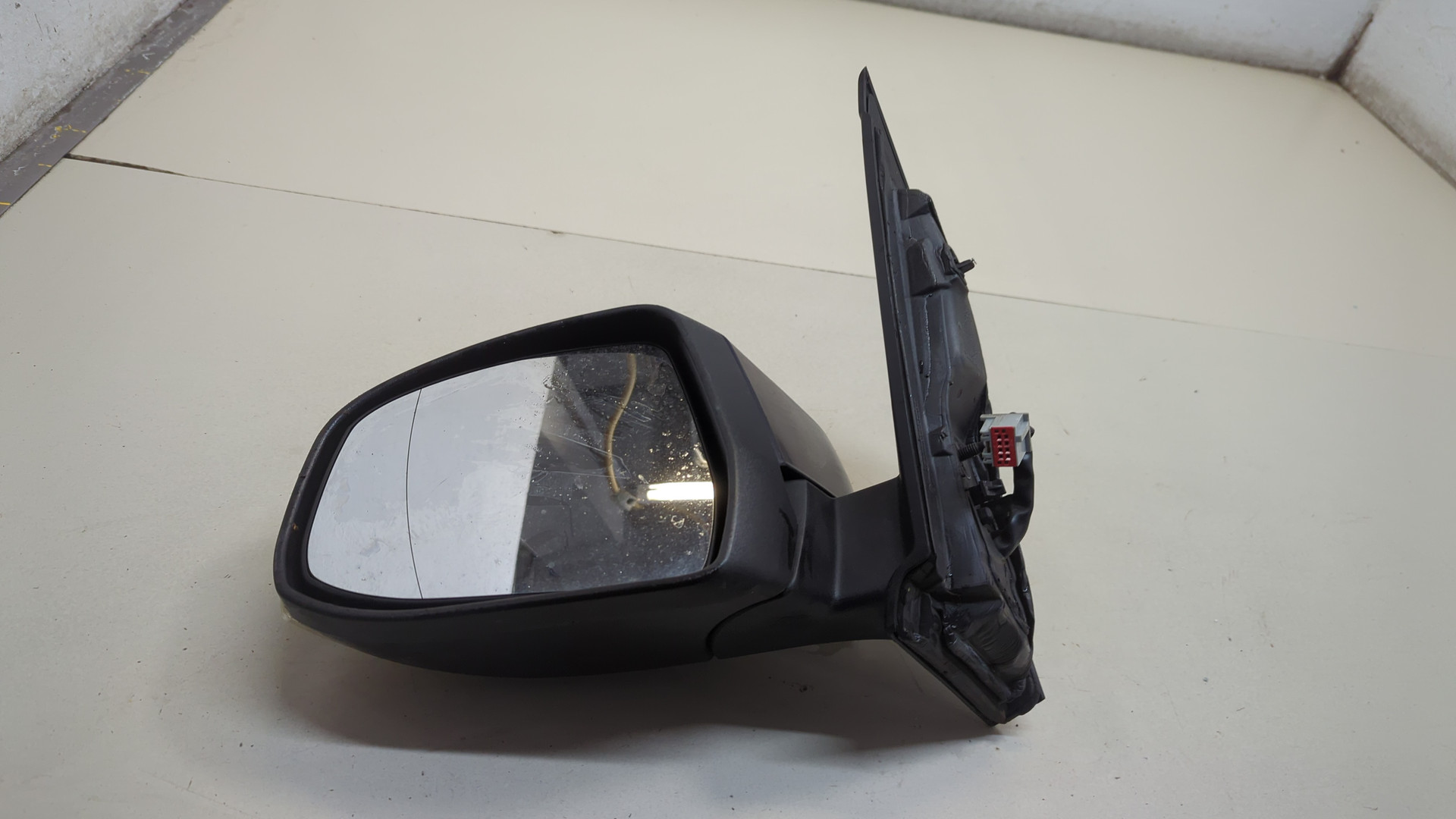 Зеркало левое электрическое