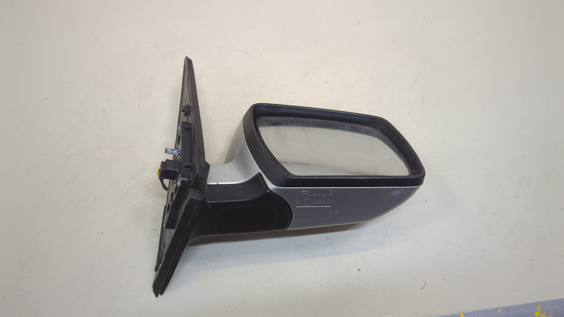 Зеркало правое электрическое