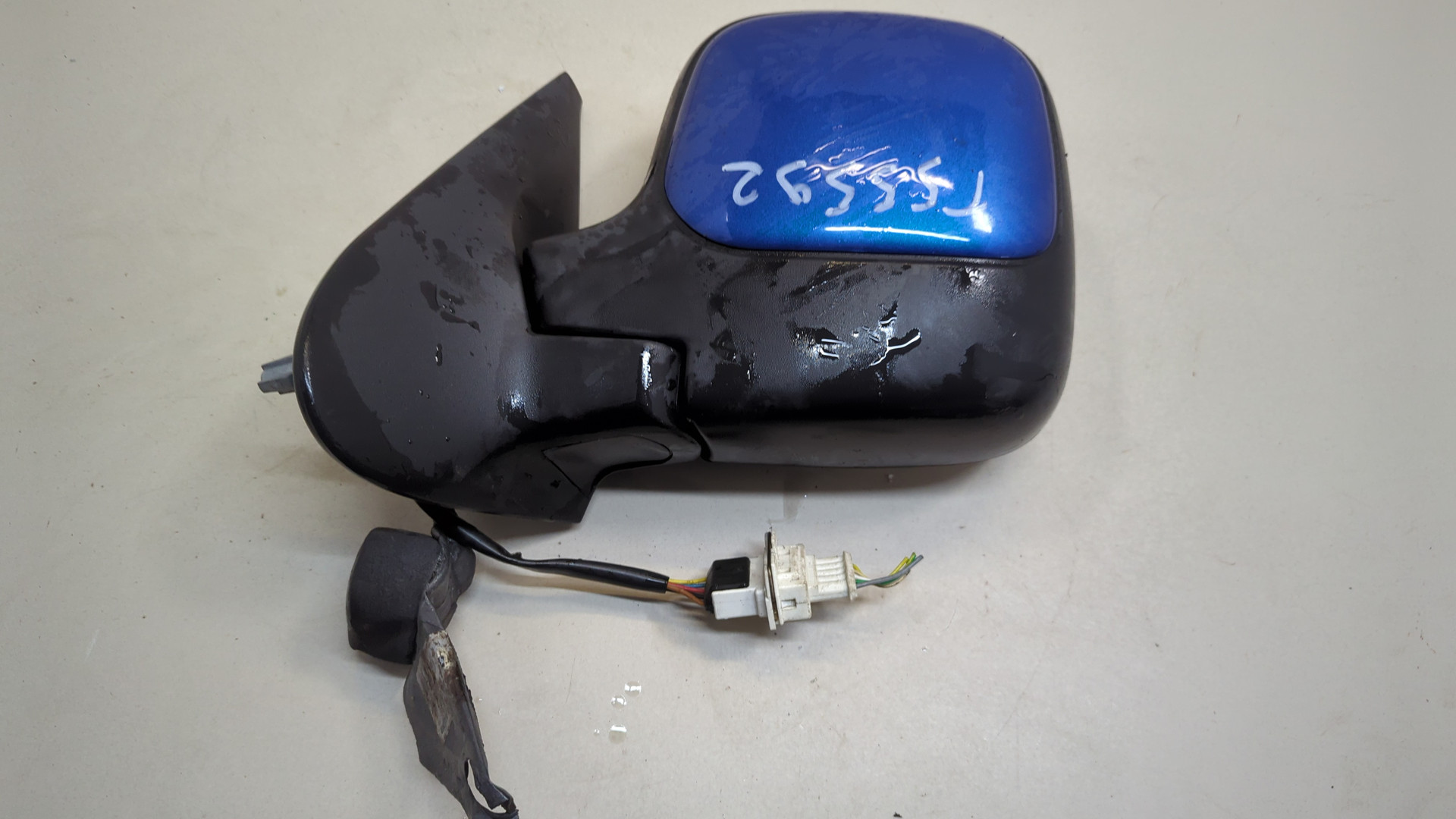 Зеркало левое электрическое